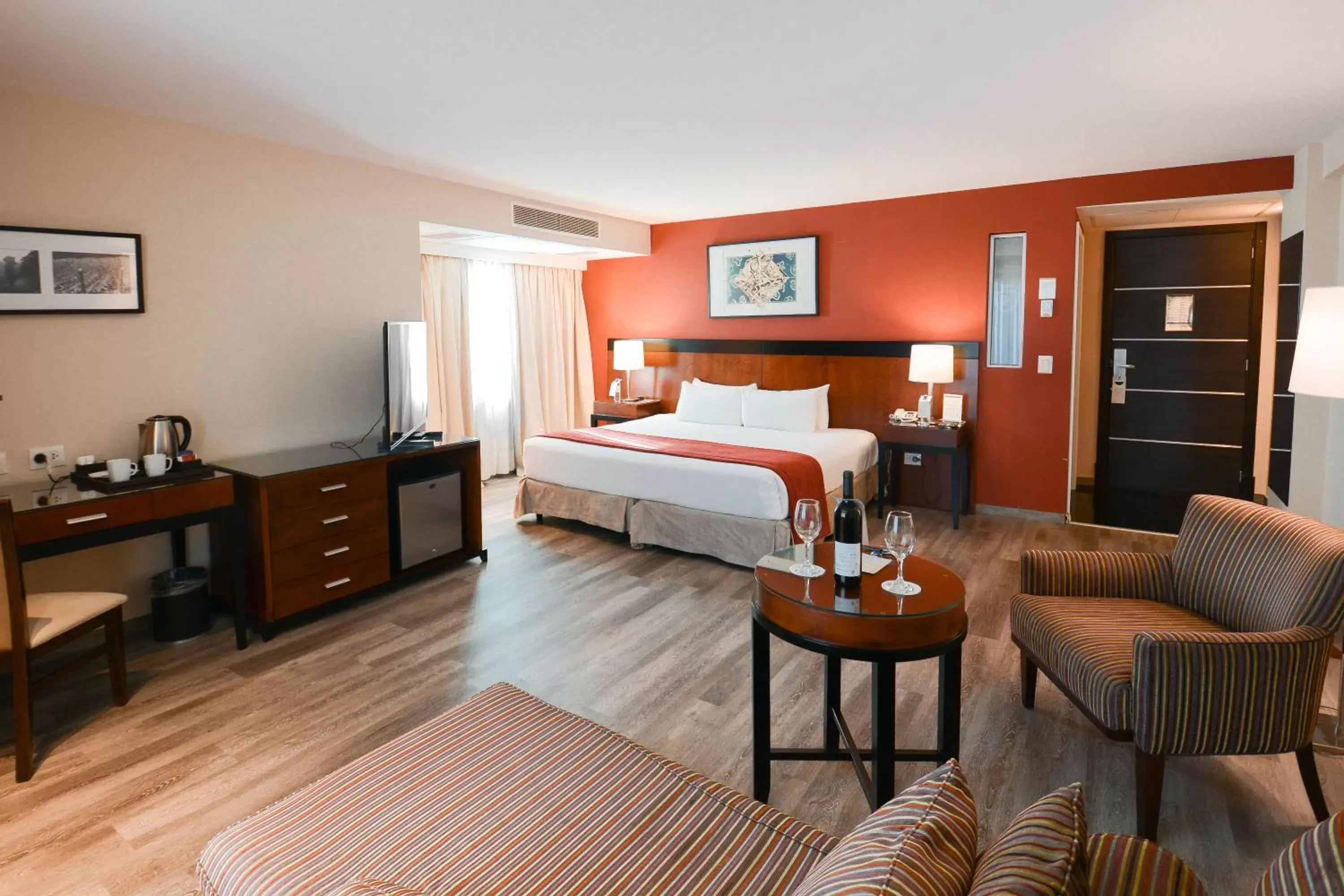 Corner Double Room with Mountain View in DiplomaticHotel Corner Double Room with Mountain View in DiplomaticHotel