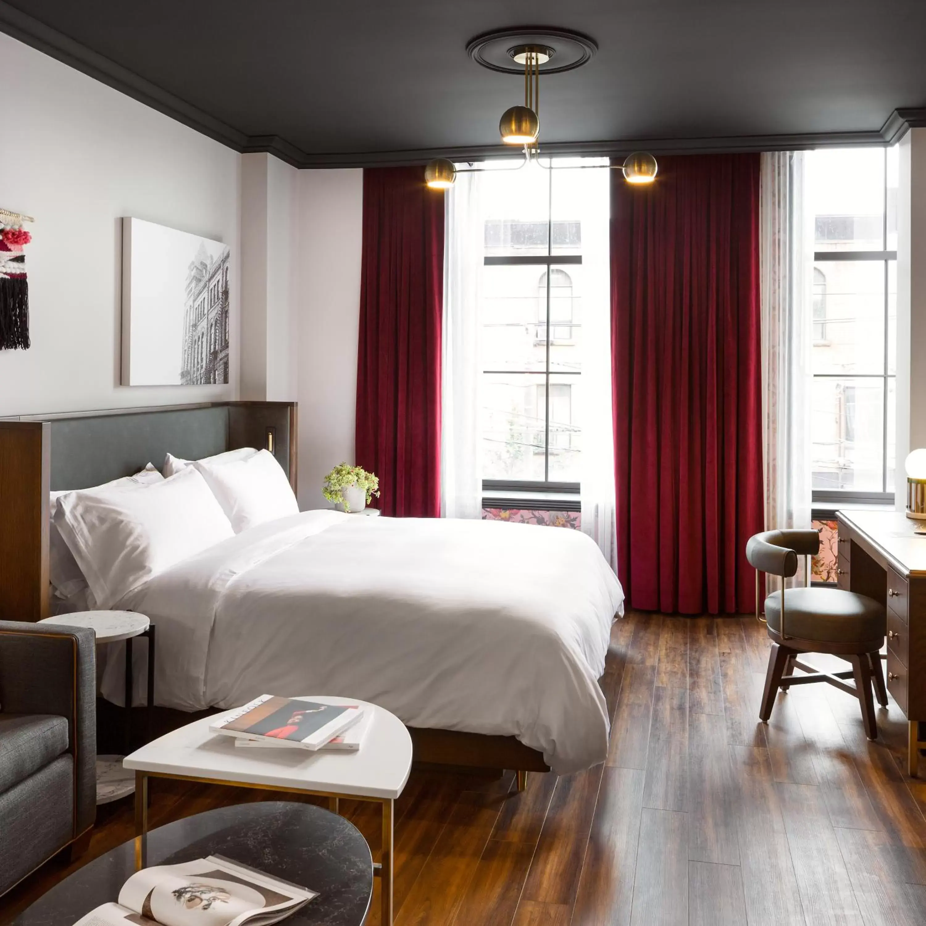 Deluxe King Room in The Broadview Hotel Deluxe King Room in The Broadview Hotel