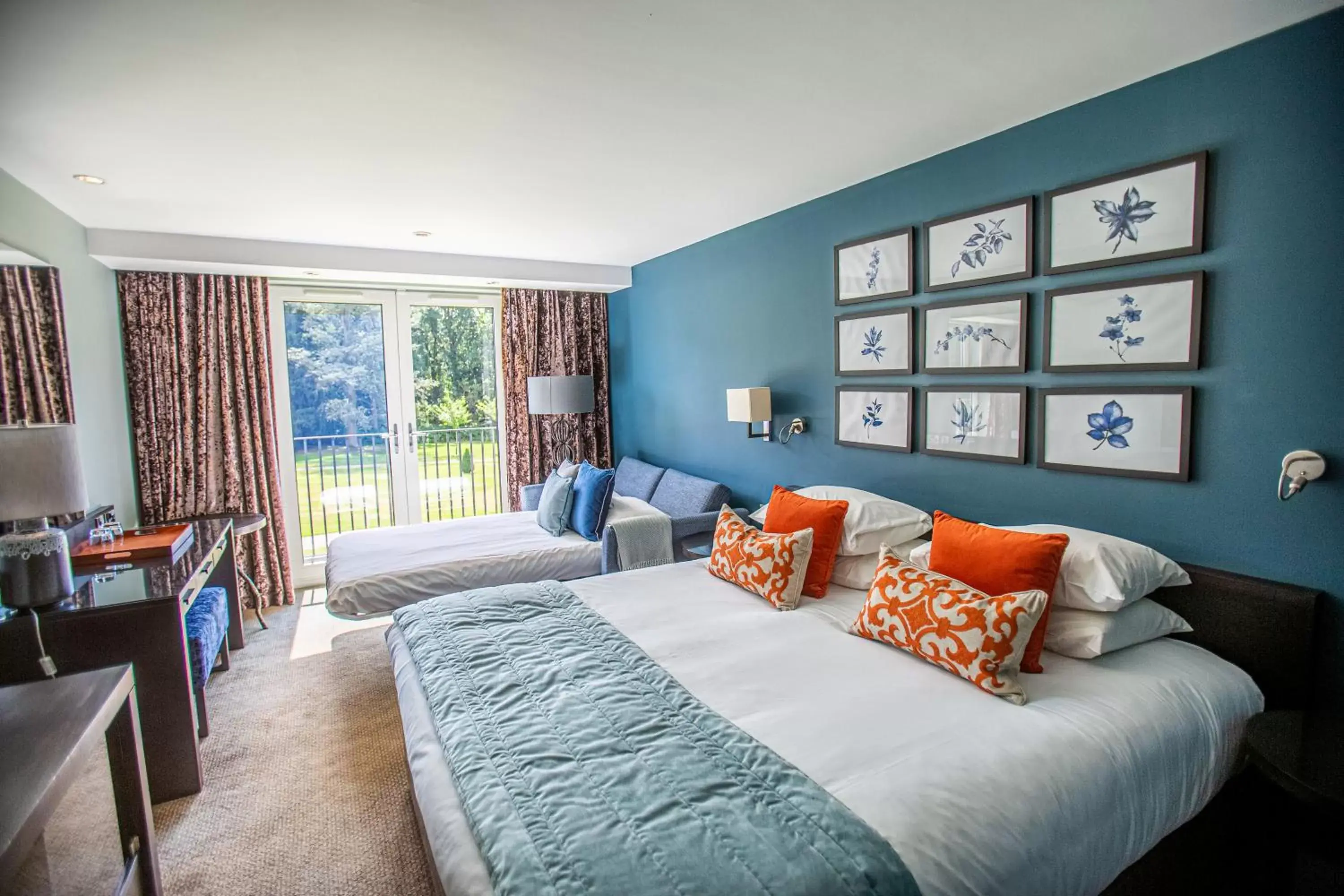 Family Room in Hogarths Family Room in Hogarths