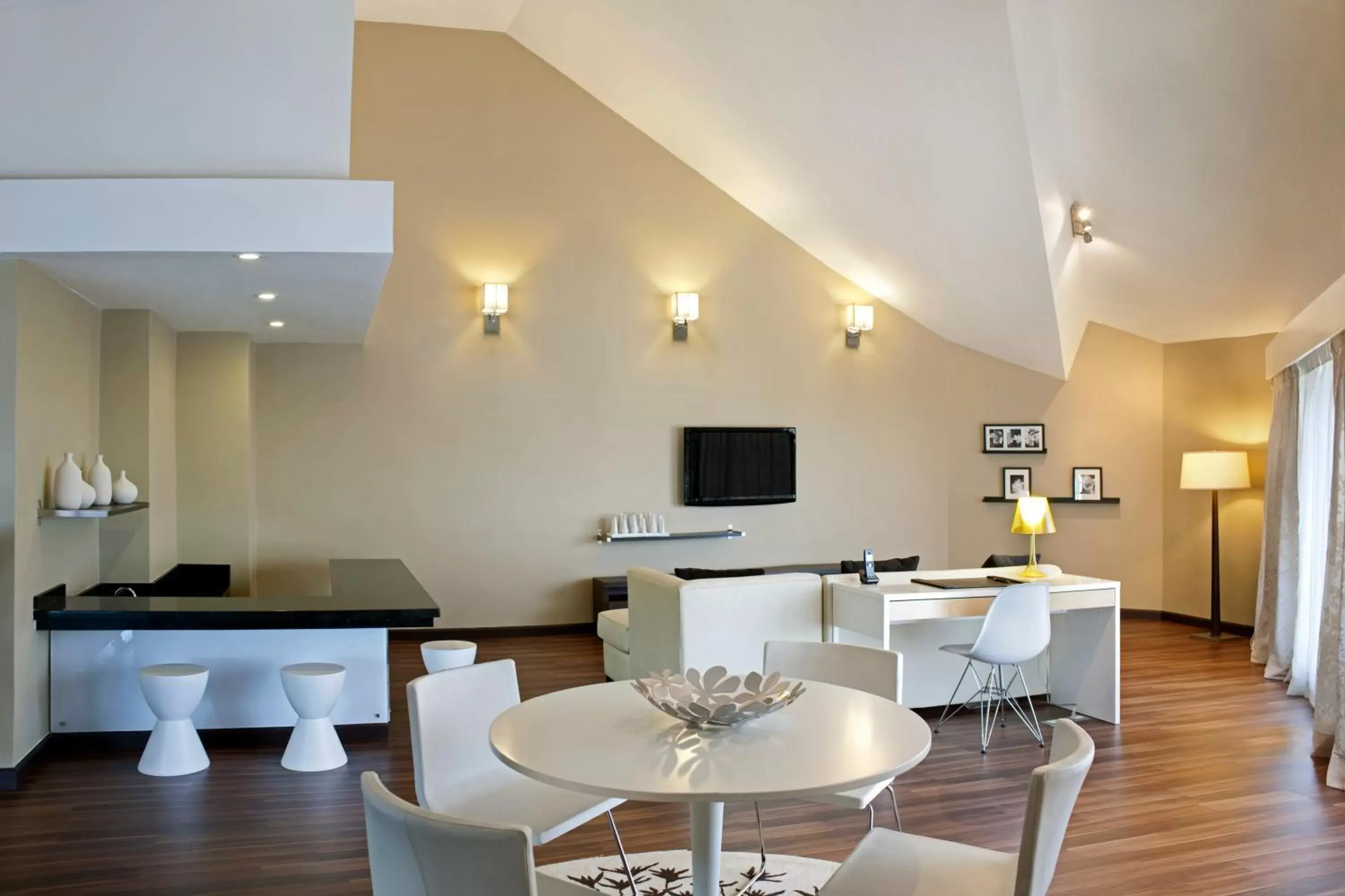 Standard Suite - Non-Smoking in Crowne Plaza Santo Domingo, an IHG Hotel Standard Suite - Non-Smoking in Crowne Plaza Santo Domingo, an IHG Hotel