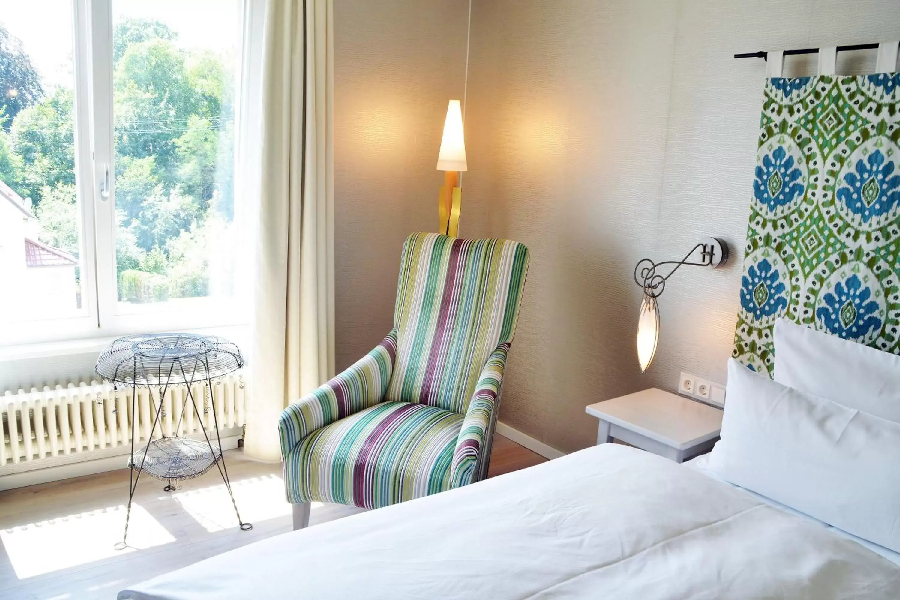 Large Double Room - single occupancy in Hotel-Restaurant Schwanen Large Double Room - single occupancy in Hotel-Restaurant Schwanen