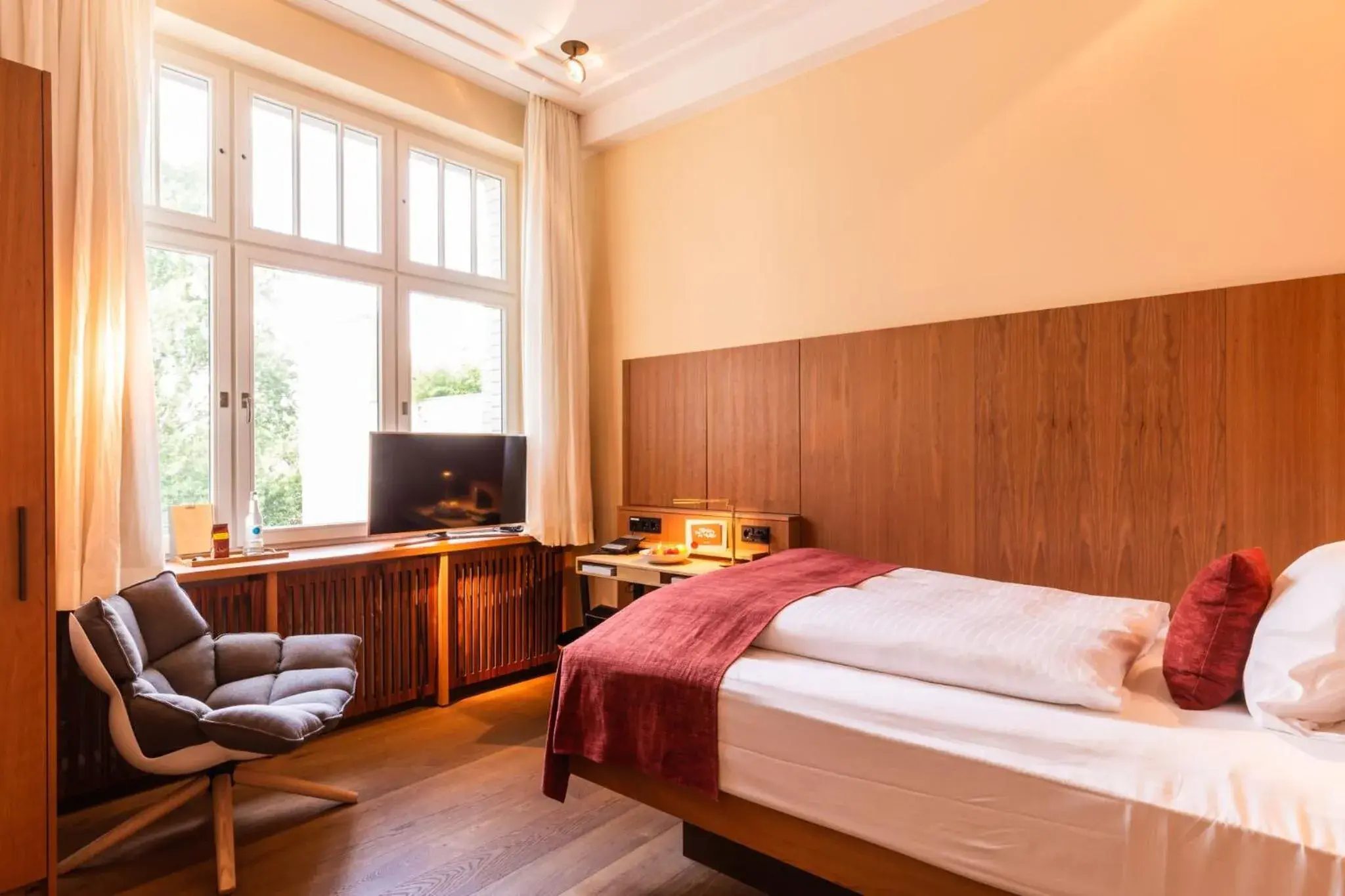 Double Room - Disability Access (Orania.21) in Orania.Berlin Double Room - Disability Access (Orania.21) in Orania.Berlin