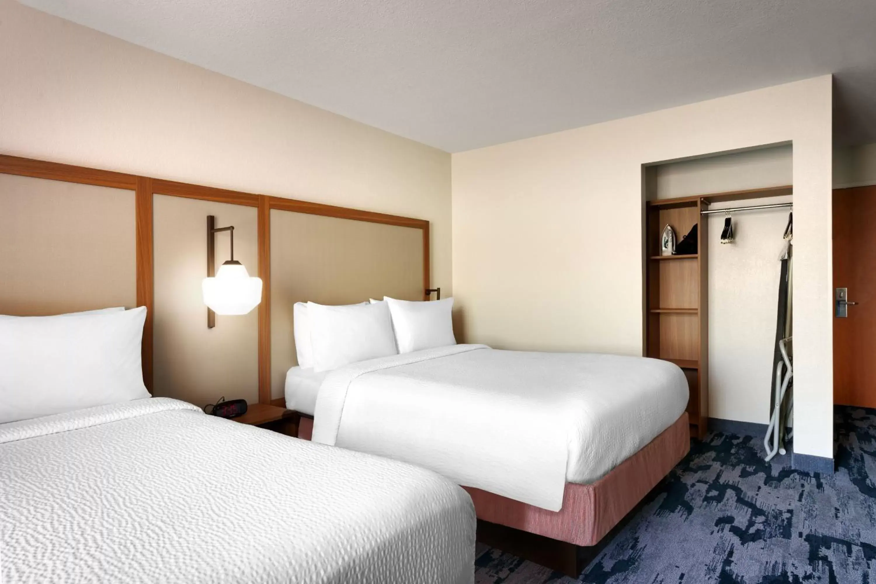 Double Room with Two Double Beds in Fairfield Inn & Suites by Marriott Yakima Double Room with Two Double Beds in Fairfield Inn & Suites by Marriott Yakima