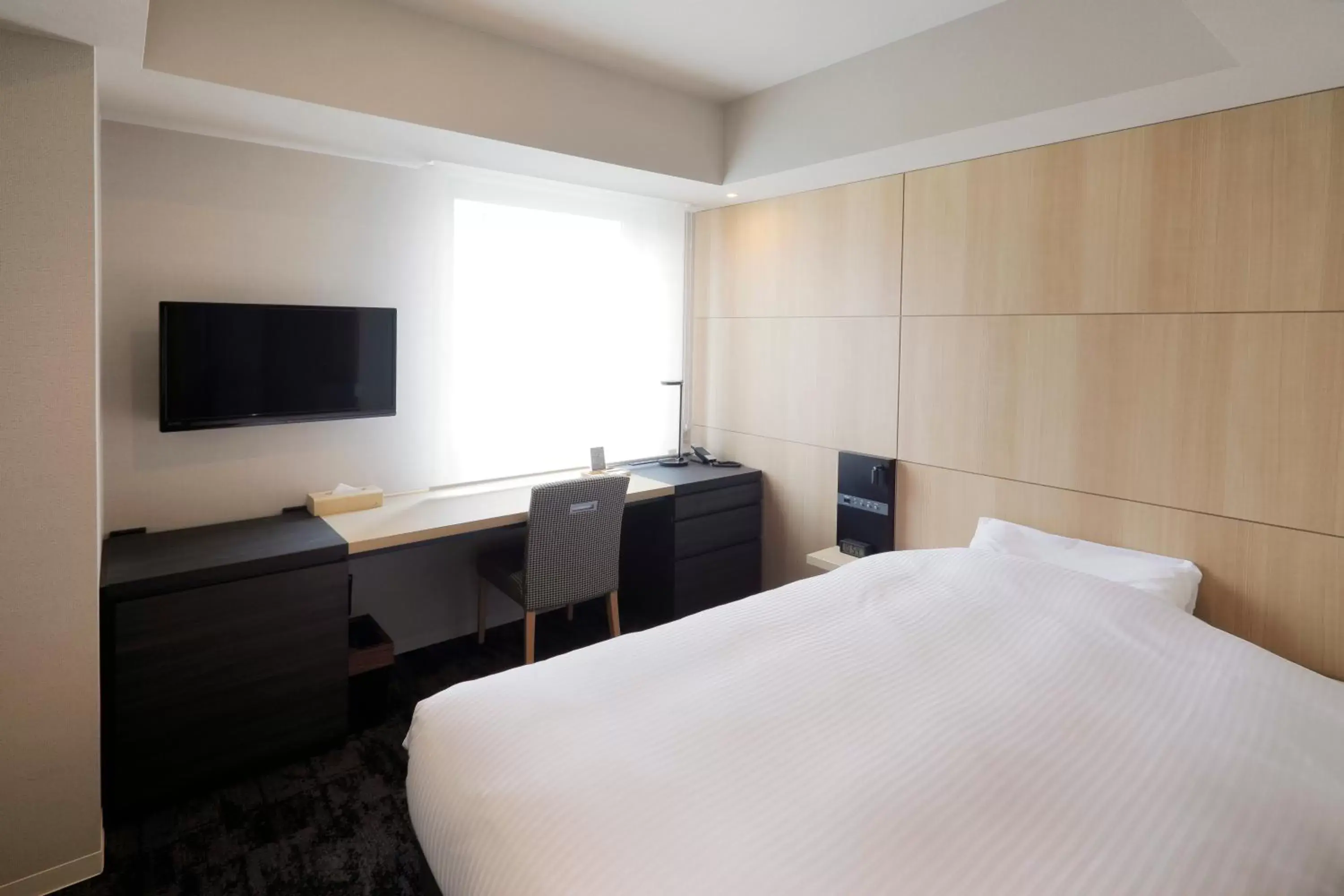 Double Room with Small Double Bed - Non-Smoking in JR Inn Sapporo Kita 2 Jo Double Room with Small Double Bed - Non-Smoking in JR Inn Sapporo Kita 2 Jo