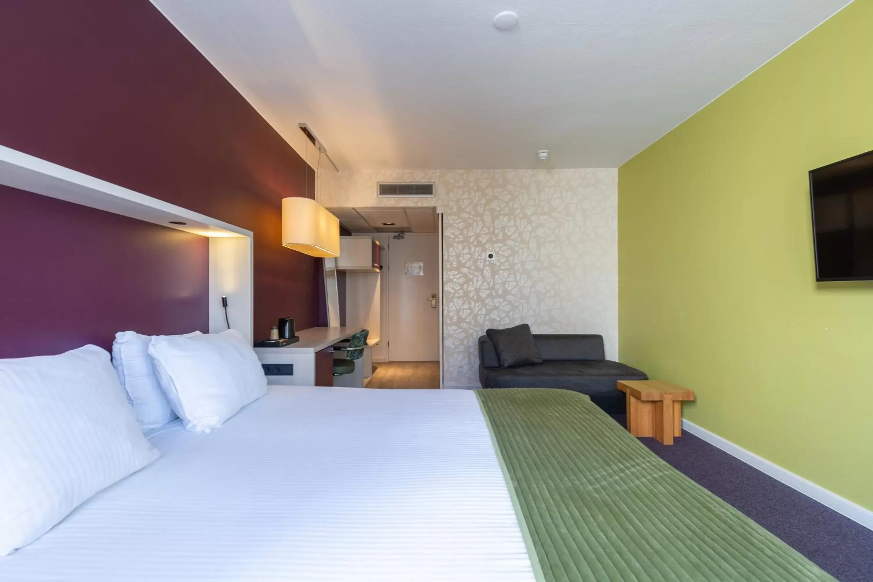 Deluxe Double Room in Amrâth Airport Hotel Rotterdam Deluxe Double Room in Amrâth Airport Hotel Rotterdam