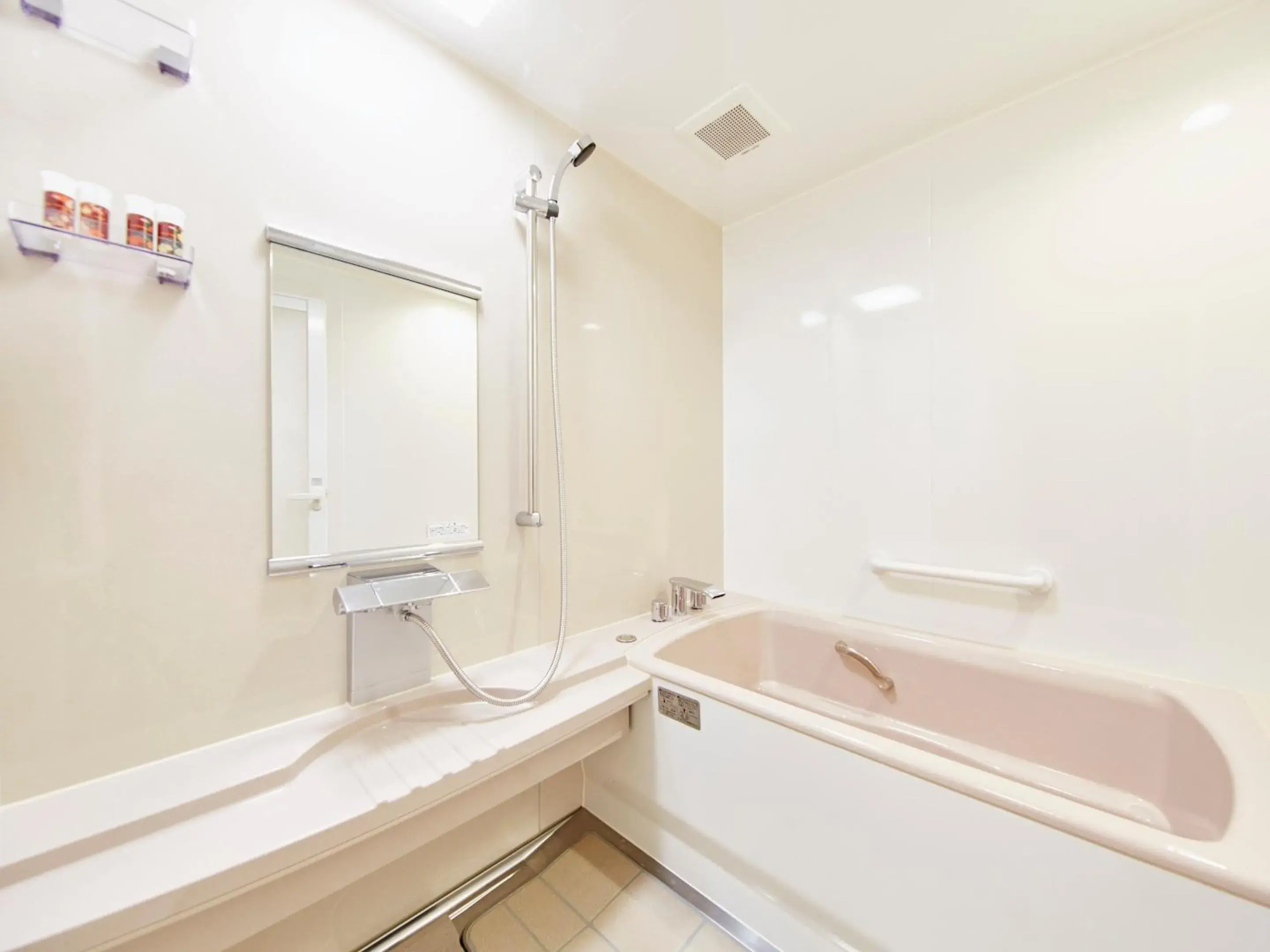 Double Room in Sunrise Suites Double Room in Sunrise Suites