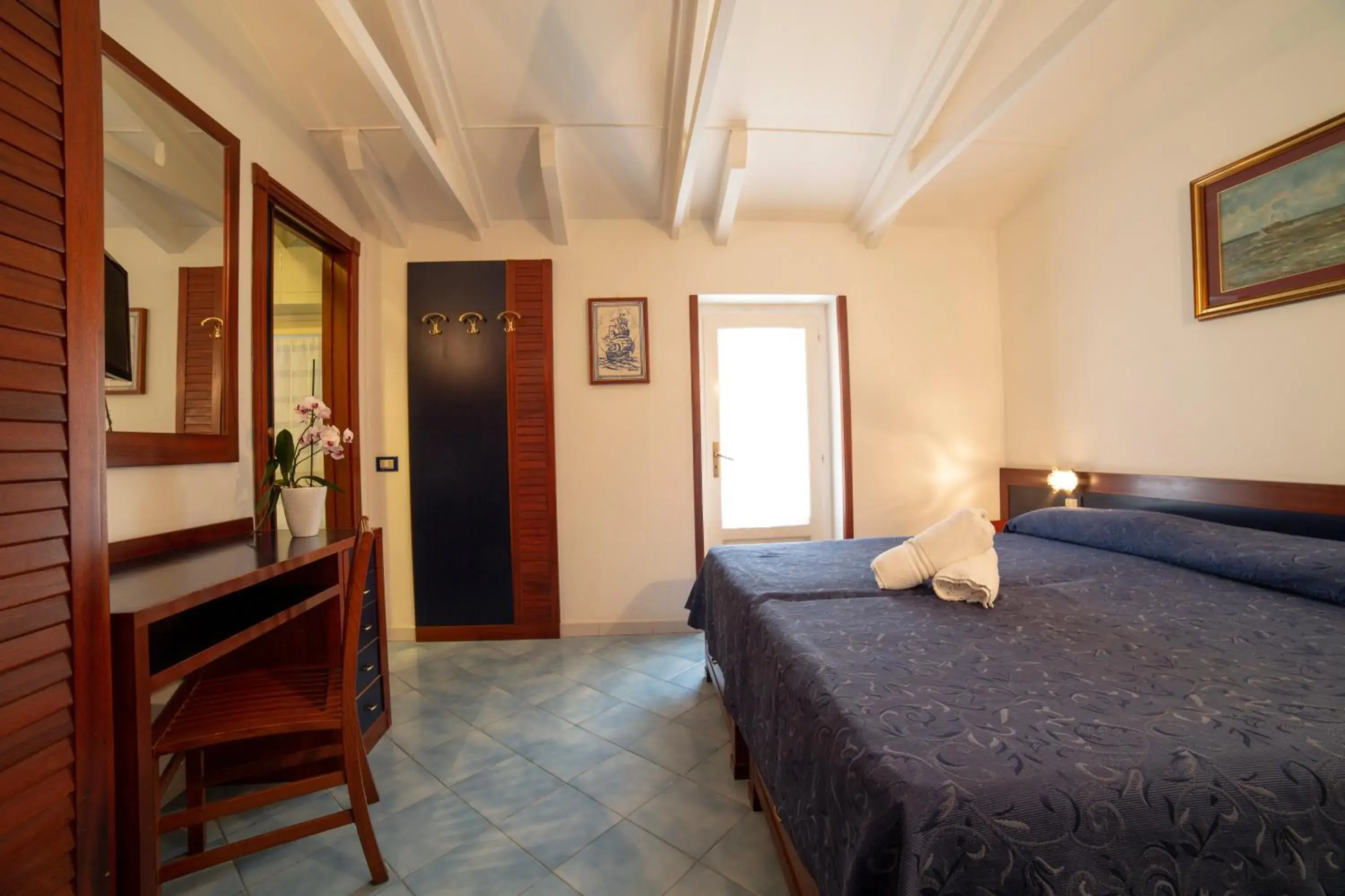 Standard Double or Twin Room in Hotel Il Faro Standard Double or Twin Room in Hotel Il Faro