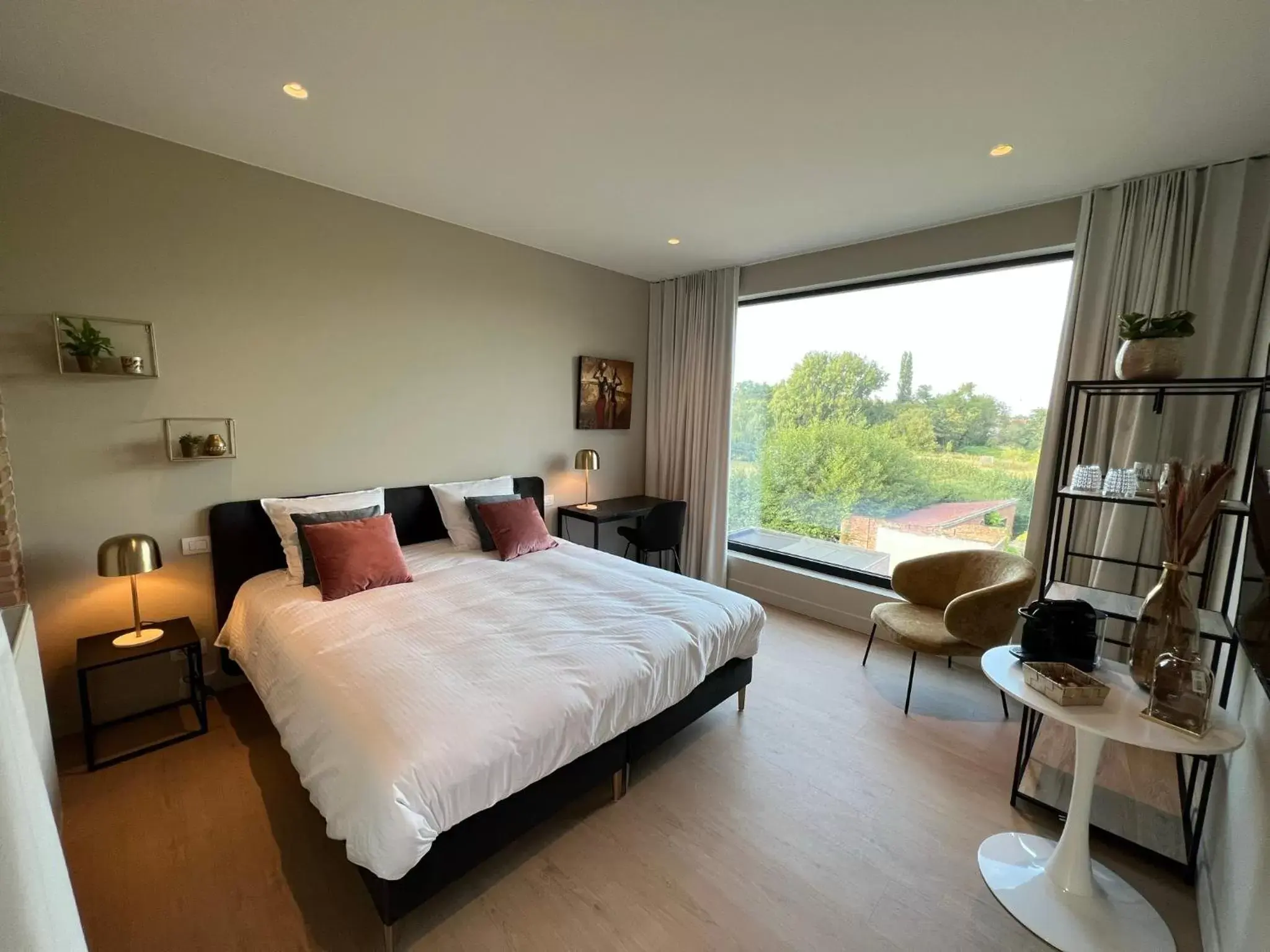 Deluxe Double Room with Bath in TUSS - Heule Deluxe Double Room with Bath in TUSS - Heule