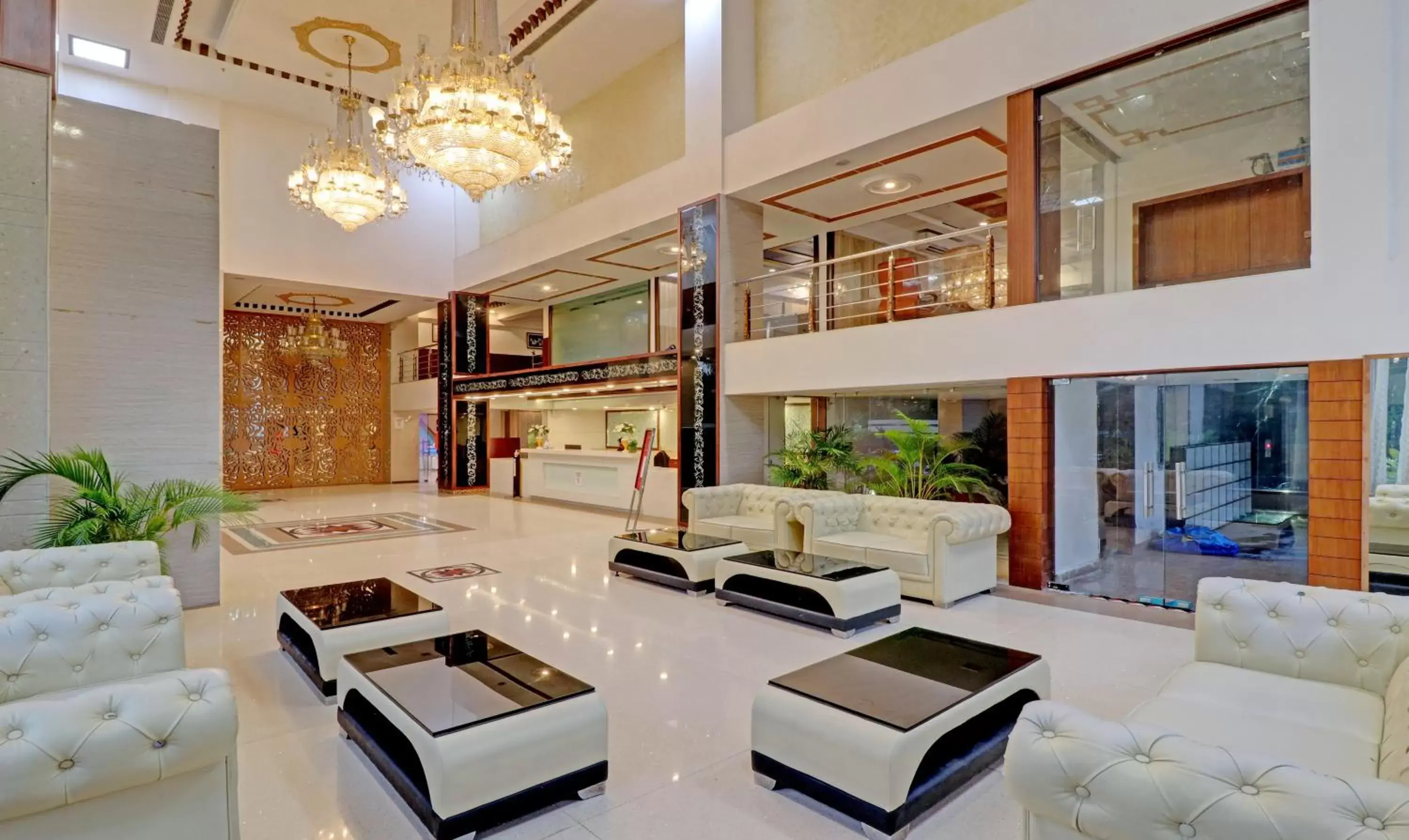 Seating area, Lobby/Reception in Treebo Tryst Pearl Avenue Ring Road Seating area, Lobby/Reception in Treebo Tryst Pearl Avenue Ring Road