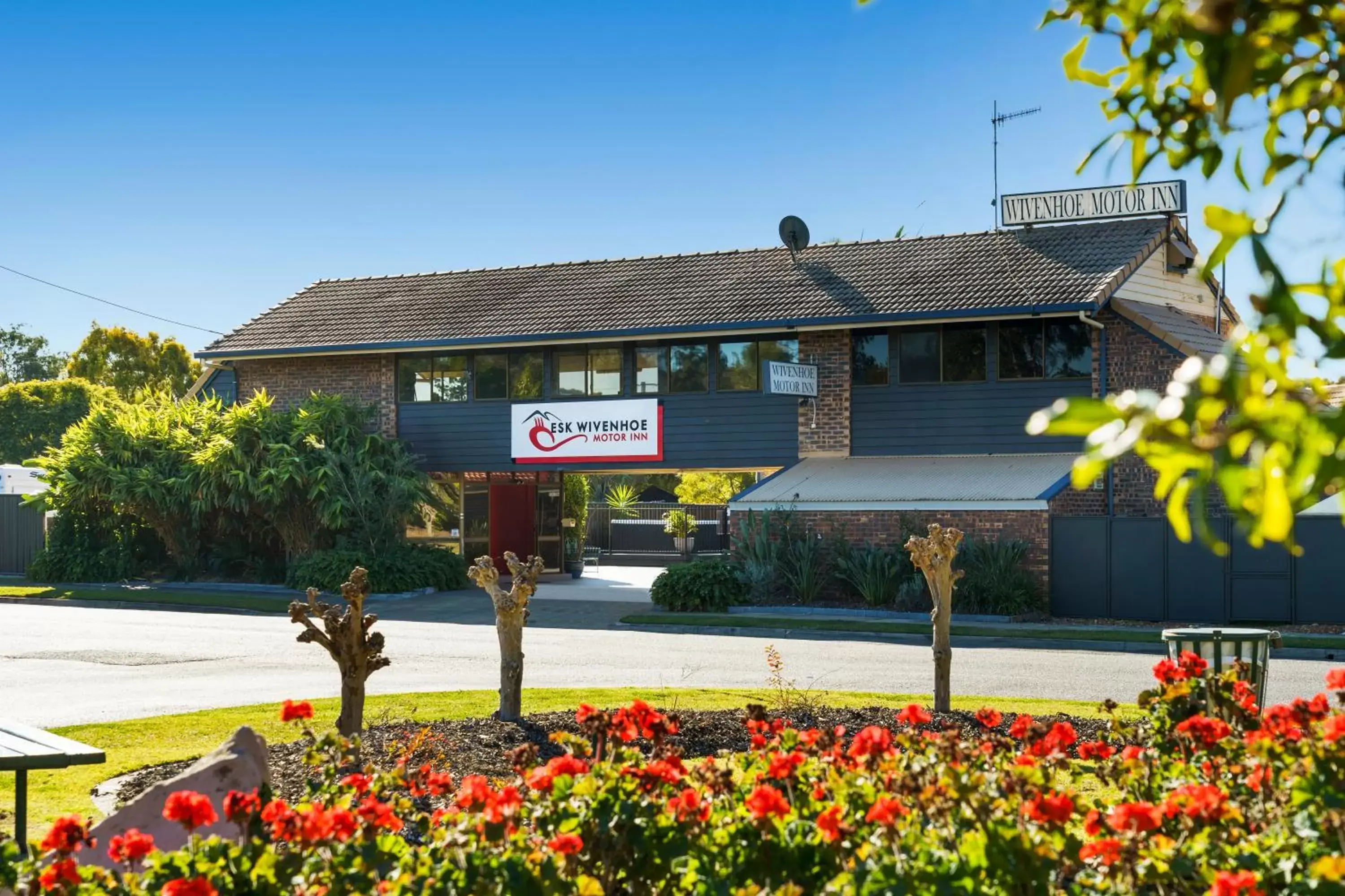 Esk Wivenhoe Motor Inn Esk Wivenhoe Motor Inn