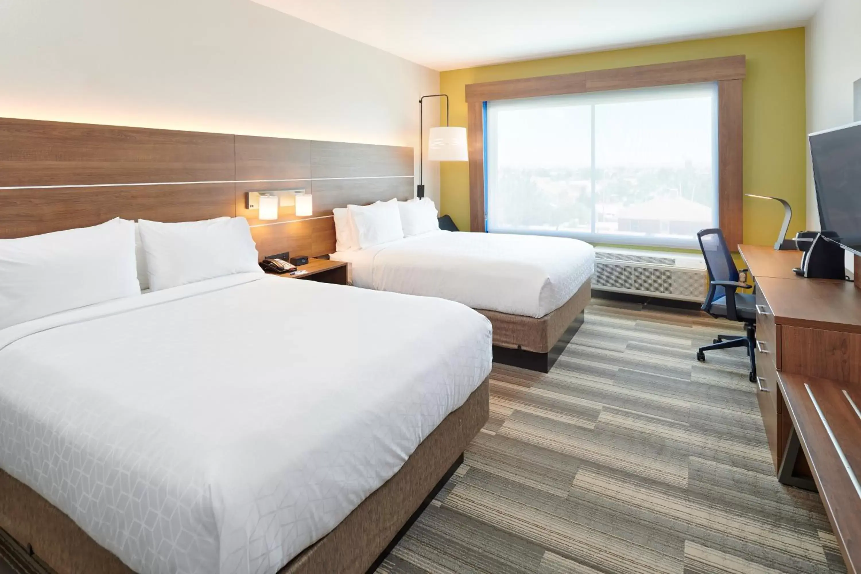 Standard Queen Room with Two Queen Beds - Communications Accessible in Holiday Inn Express & Suites El Paso East-Loop 375 by IHG Standard Queen Room with Two Queen Beds - Communications Accessible in Holiday Inn Express & Suites El Paso East-Loop 375 by IHG