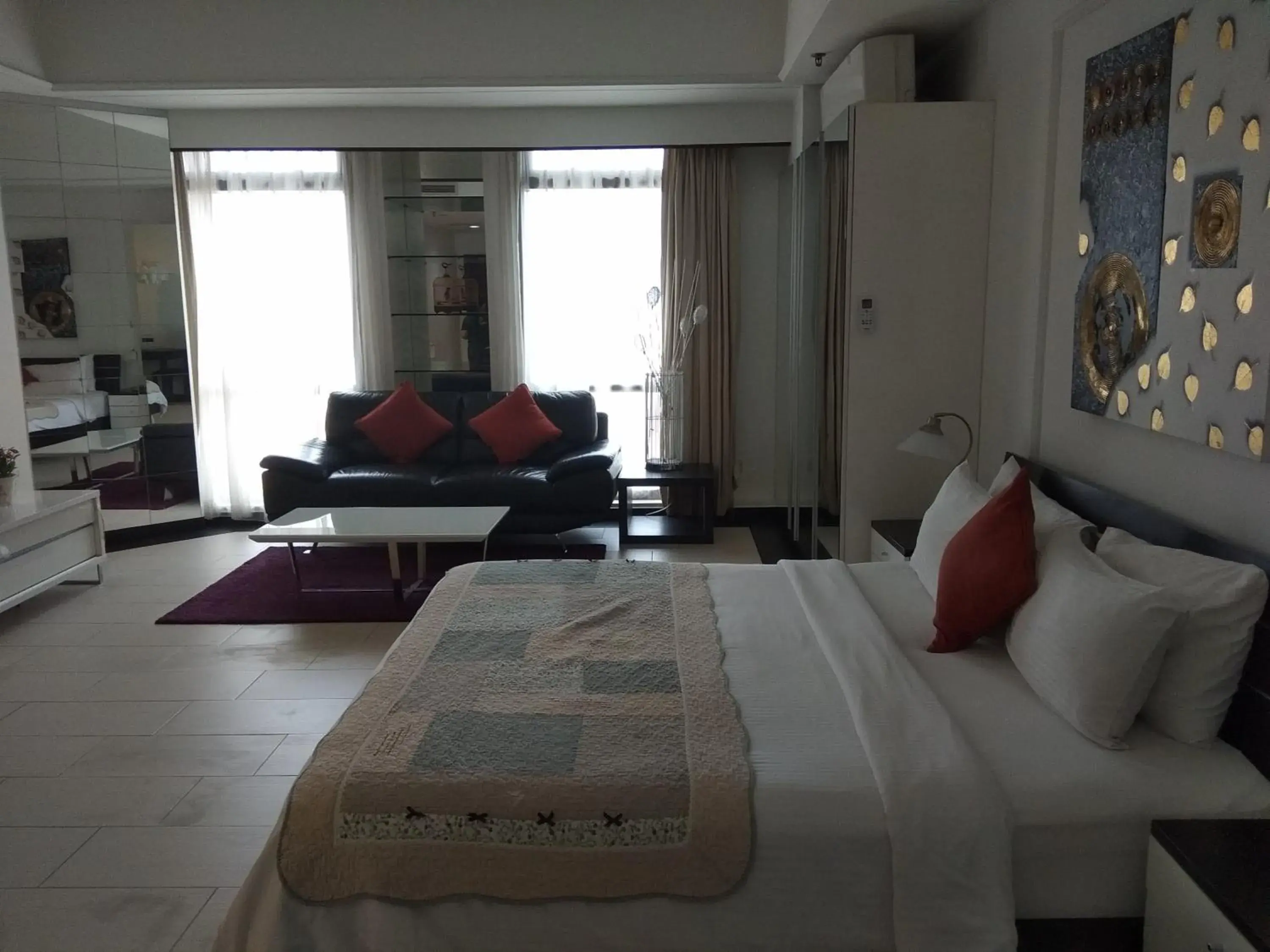 Standard Double Suite in Times Square Private Service Suite At KL Standard Double Suite in Times Square Private Service Suite At KL