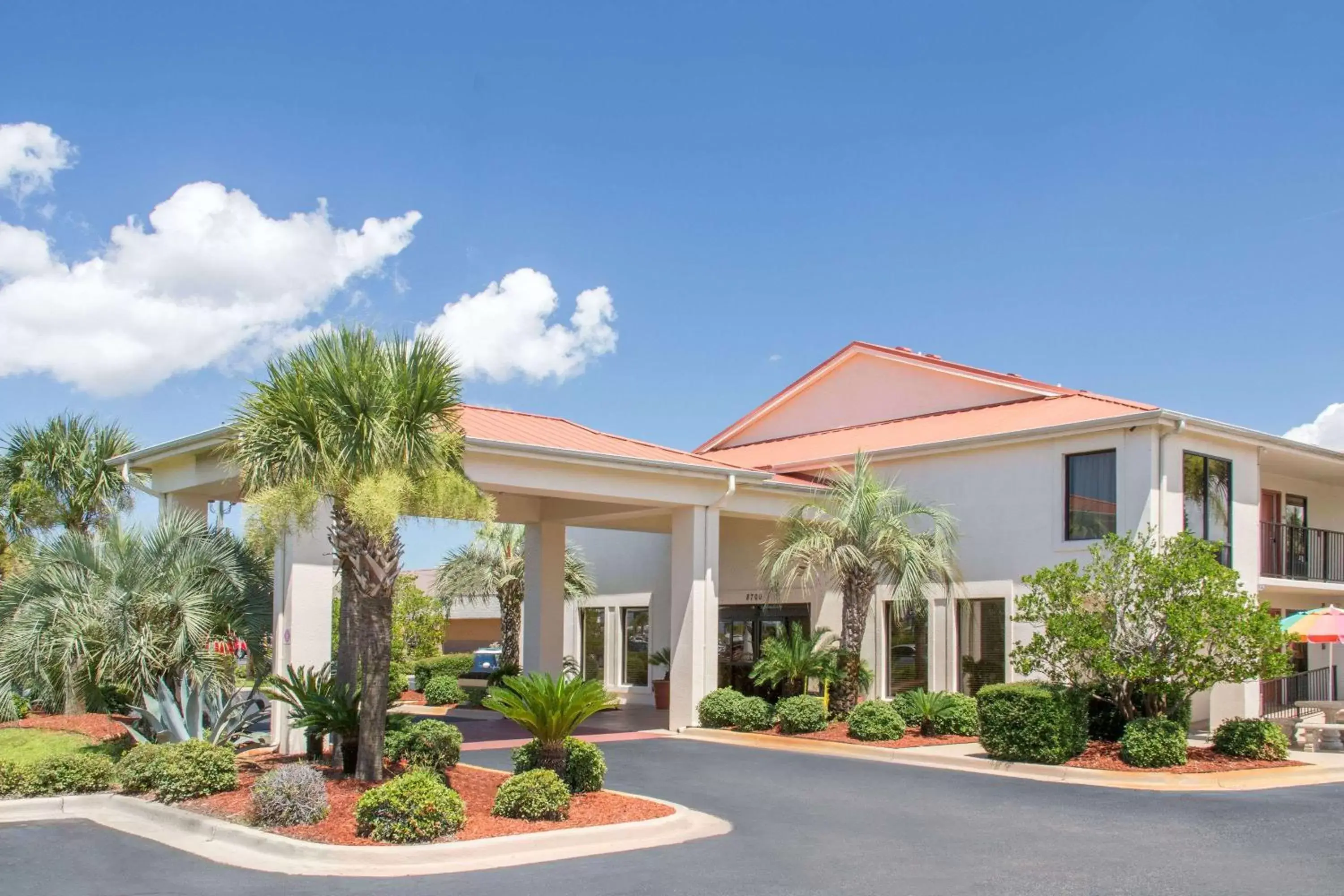 Days Inn & Suites by Wyndham Navarre - near Beaches Hurlburt Days Inn & Suites by Wyndham Navarre - near Beaches Hurlburt