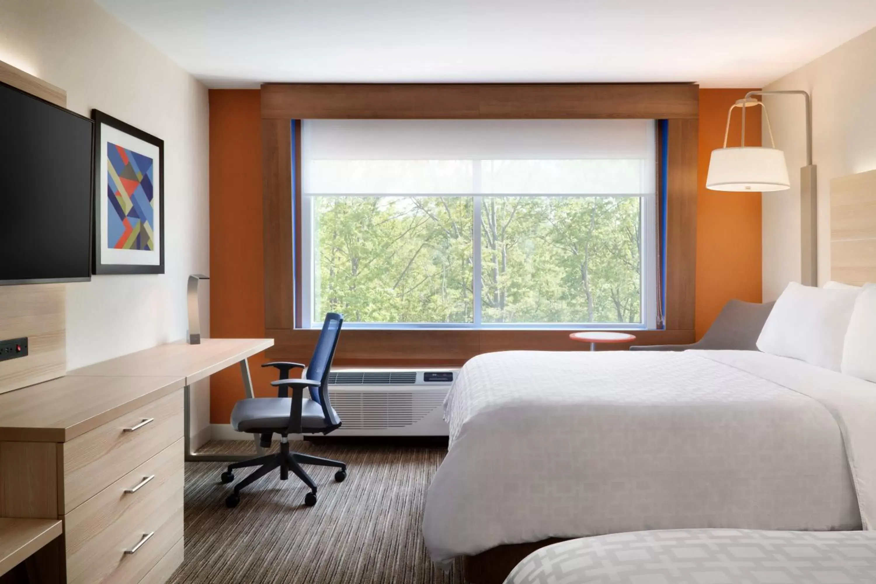 Standard Room with Two Queen Beds in Holiday Inn Express - Wilmington North - Brandywine by IHG Standard Room with Two Queen Beds in Holiday Inn Express - Wilmington North - Brandywine by IHG