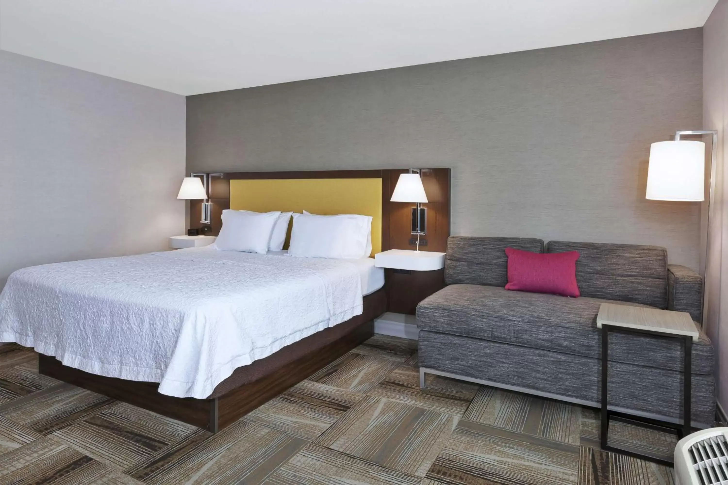 King Room with King Bed - Non-Smoking in Hampton Inn Idaho Falls King Room with King Bed - Non-Smoking in Hampton Inn Idaho Falls