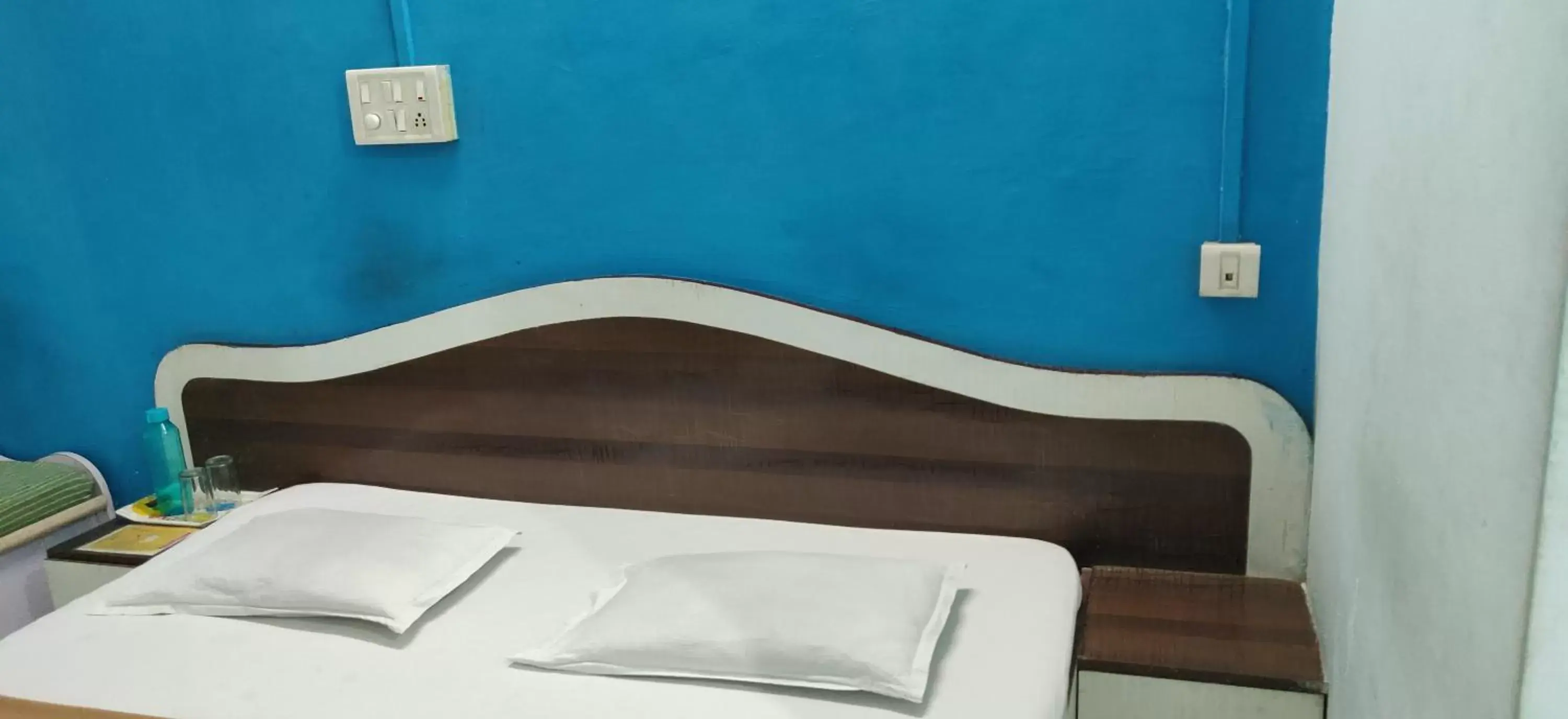 Deluxe Double Room - single occupancy in Hotel Rajesh Deluxe Double Room - single occupancy in Hotel Rajesh