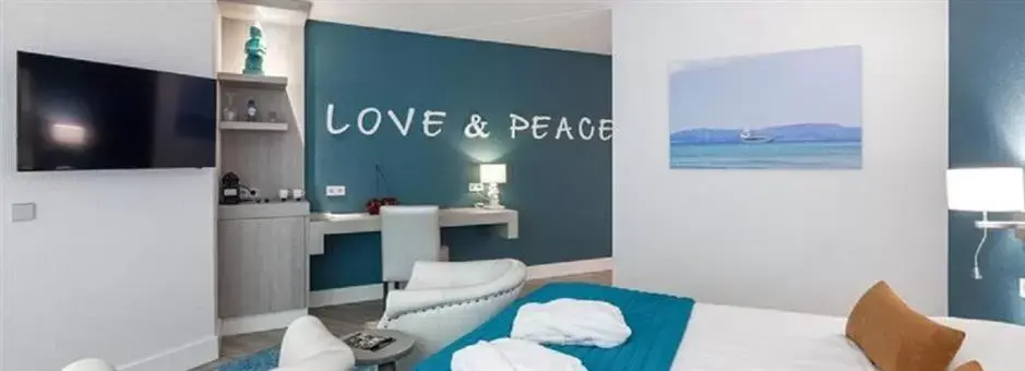 Ibiza Suite in Van der Valk Hotel Wieringermeer Ibiza Suite in Van der Valk Hotel Wieringermeer