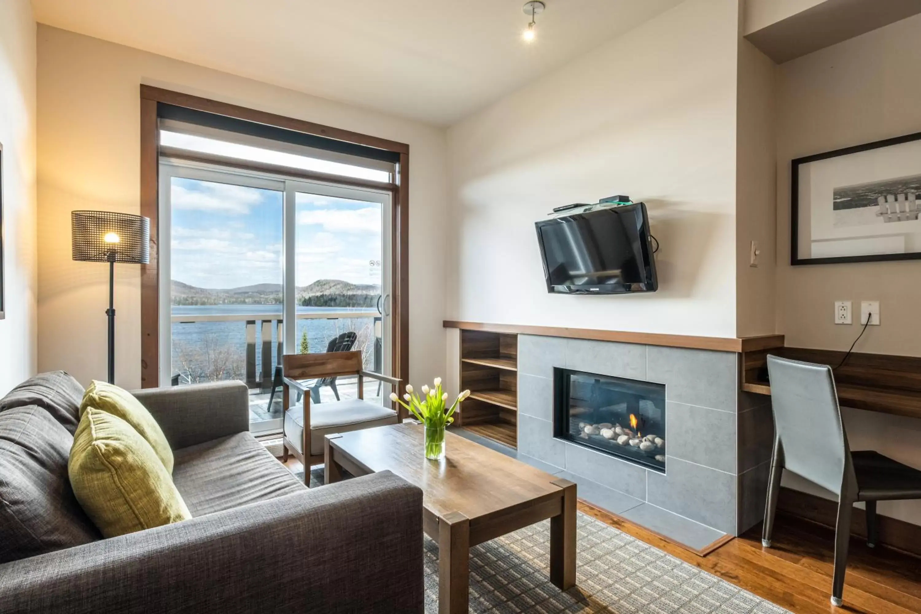 Two-Bedroom Apartment in Suites-sur-Lac Two-Bedroom Apartment in Suites-sur-Lac