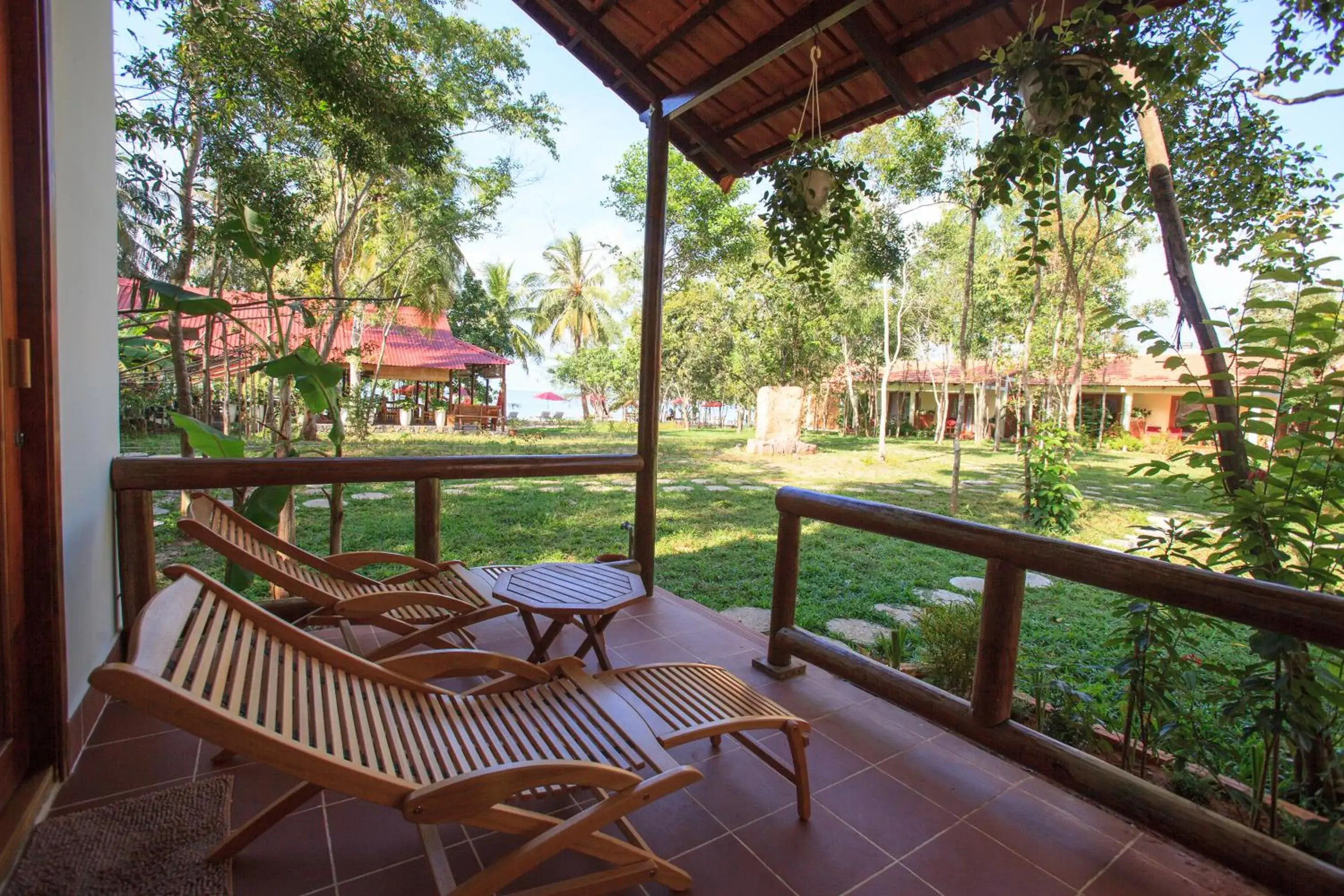 Deluxe Bungalow in Wild Beach Phu Quoc Resort Deluxe Bungalow in Wild Beach Phu Quoc Resort