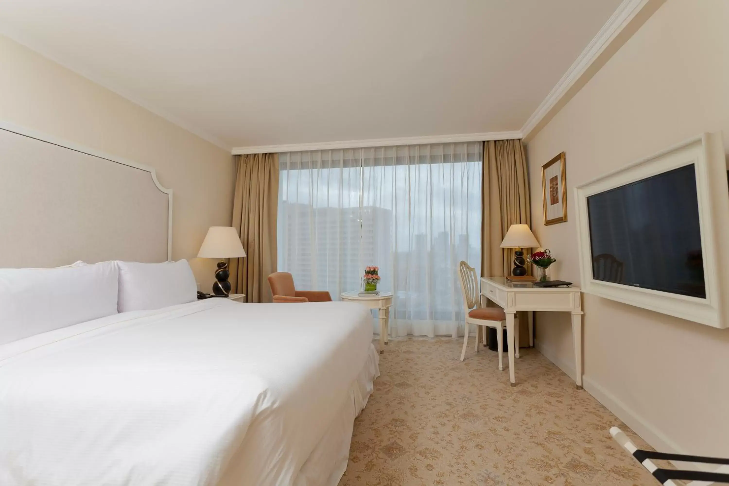 Executive Room with Club Lounge Access in The Kingsbury Colombo Executive Room with Club Lounge Access in The Kingsbury Colombo