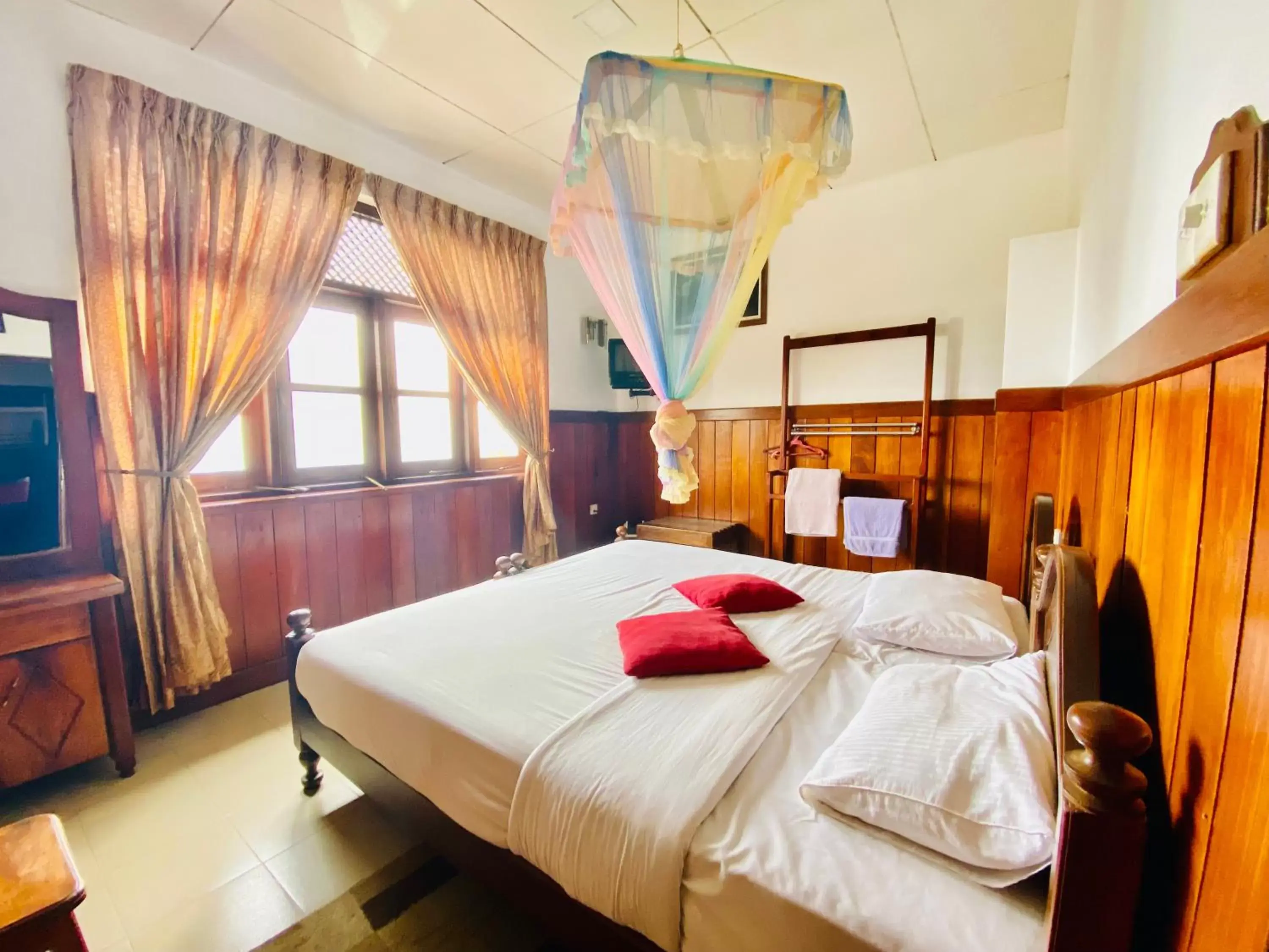 Standard Single Room in Srilak View Holiday Inn Standard Single Room in Srilak View Holiday Inn