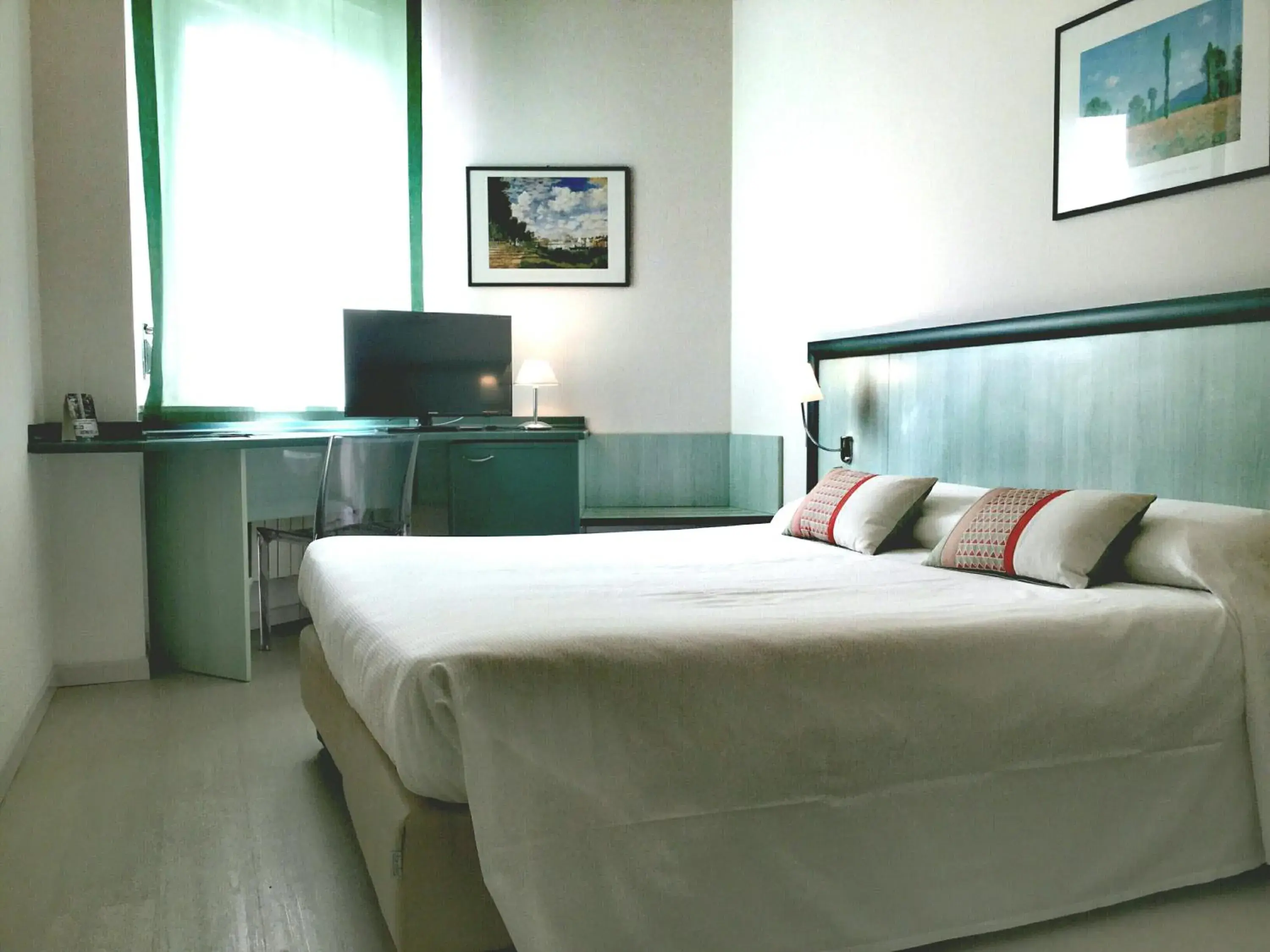 Double Room in Hotel Europa Double Room in Hotel Europa