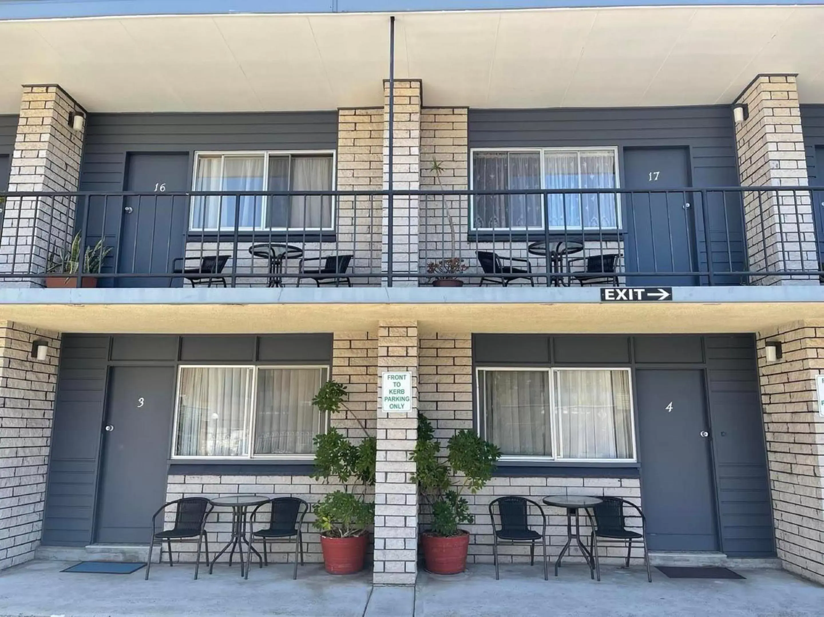 Standard Queen Room in Forster Motor Inn Standard Queen Room in Forster Motor Inn