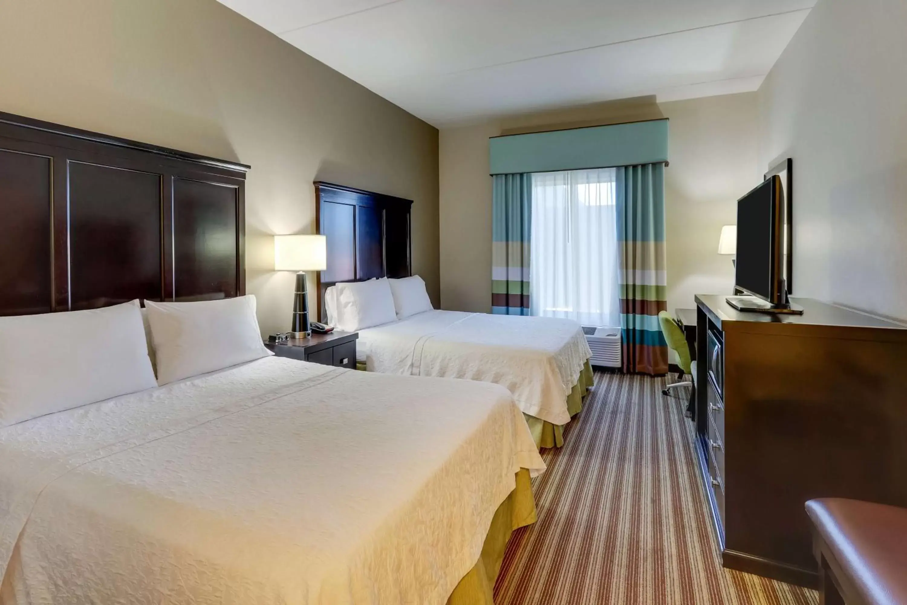 Queen Room with Two Queen Beds - Non-Smoking in Hampton Inn and Suites Swansboro Near Camp Lejeune Queen Room with Two Queen Beds - Non-Smoking in Hampton Inn and Suites Swansboro Near Camp Lejeune