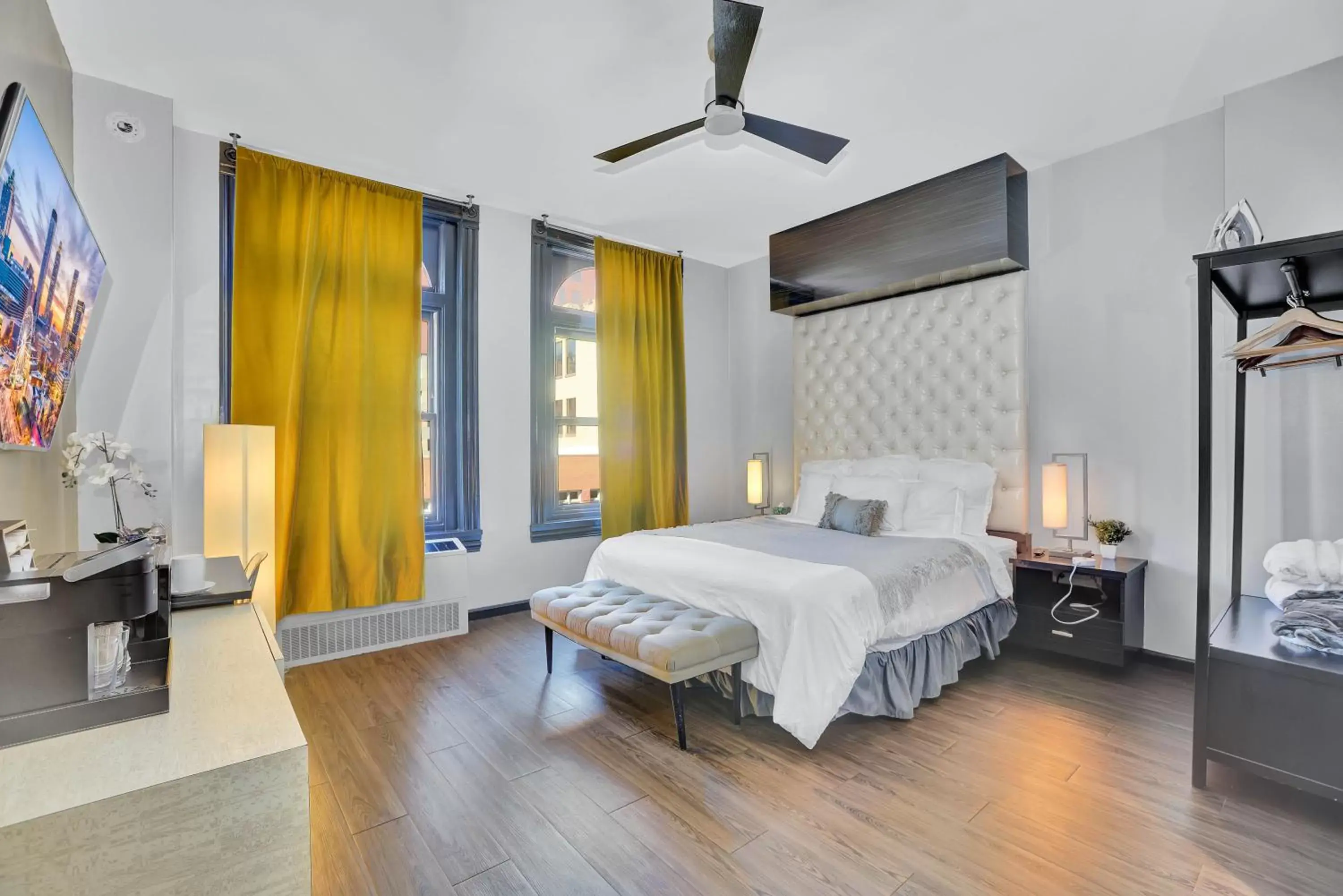 King Suite in Renu On Wazee King Suite in Renu On Wazee