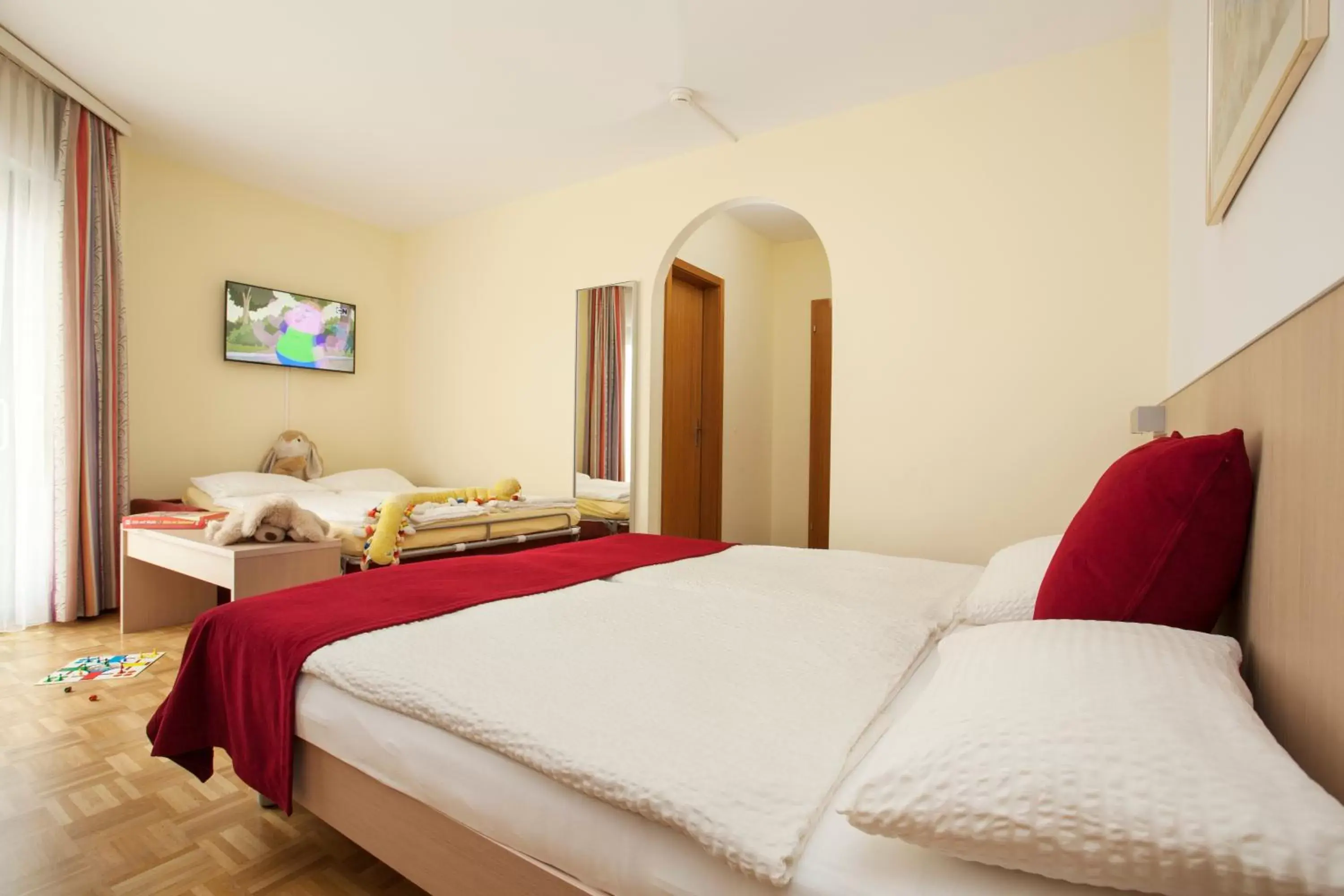 Family Room with Balcony in Hotel Geranio Au Lac Family Room with Balcony in Hotel Geranio Au Lac