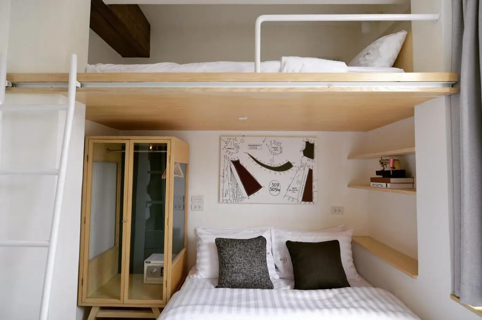 Deluxe Room in The Pattern Boutique Hotel Deluxe Room in The Pattern Boutique Hotel