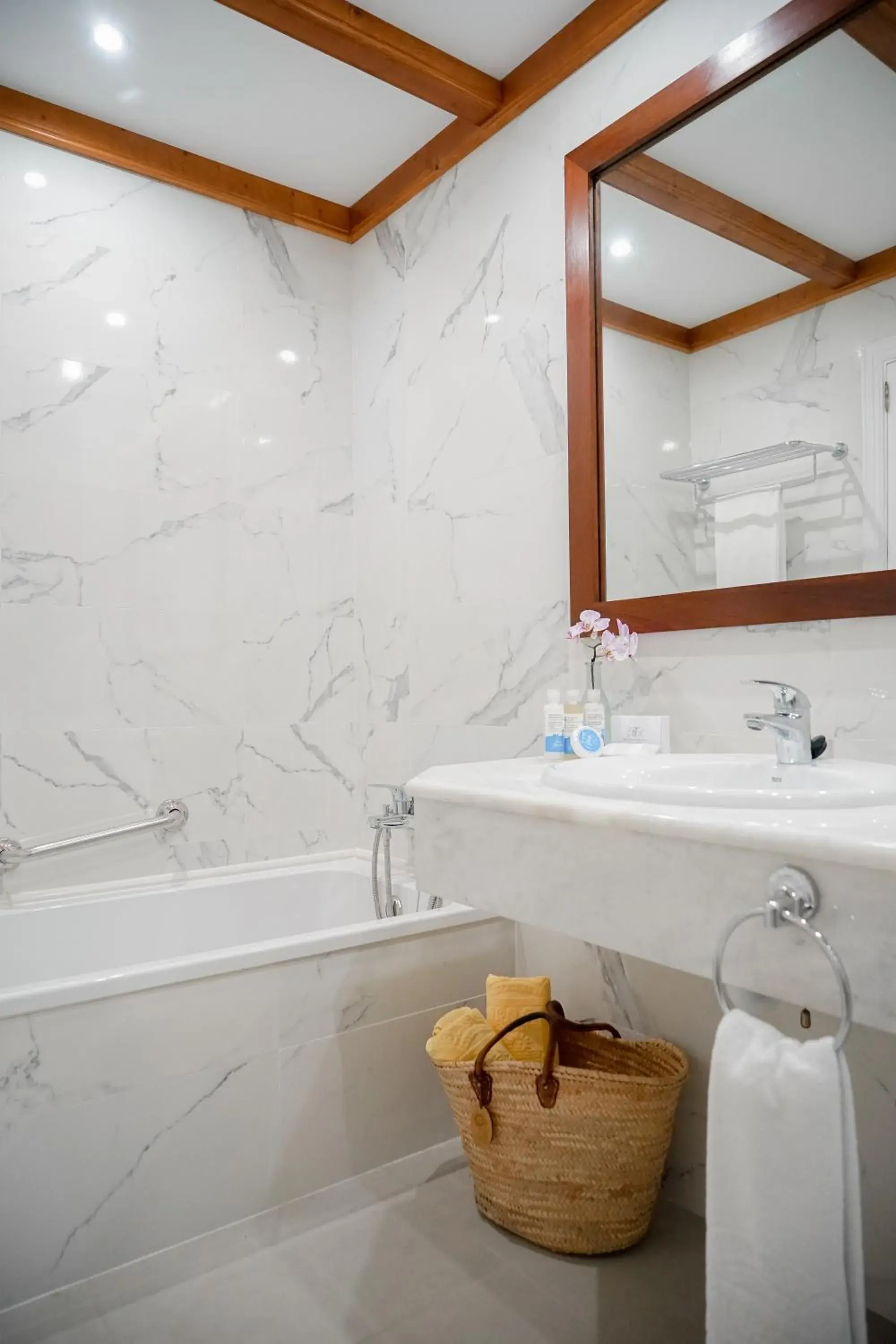 Single Room in Hotel Bon Sol Resort & Spa Single Room in Hotel Bon Sol Resort & Spa