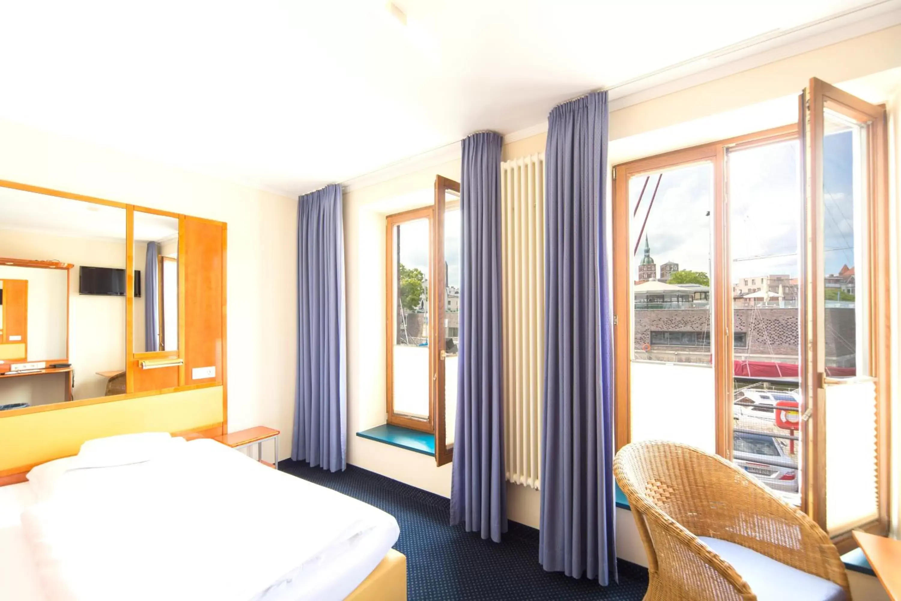 Standard Single Room in Hotel Kontorhaus Stralsund Standard Single Room in Hotel Kontorhaus Stralsund