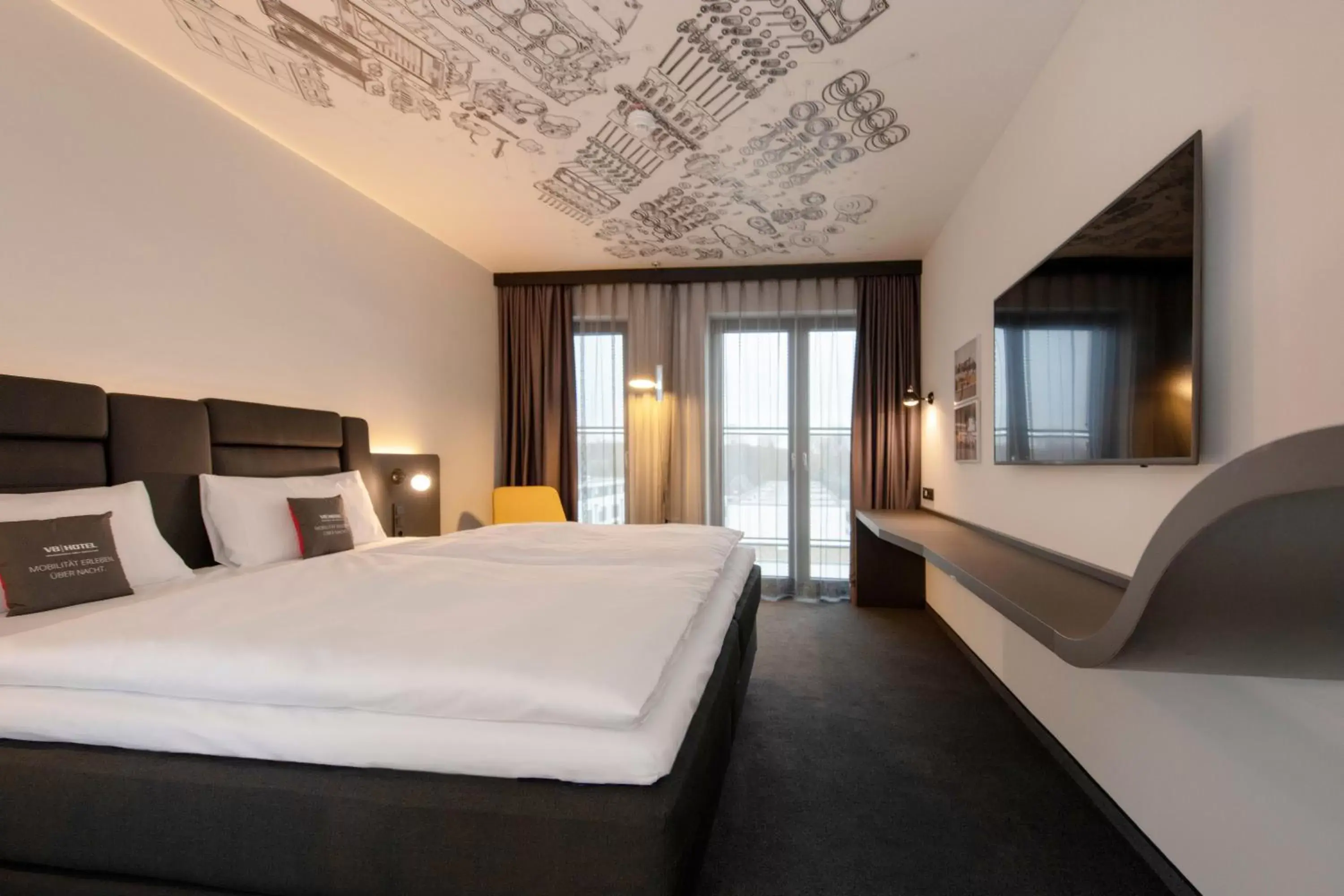 Standard Twin Room in V8 Hotel Köln at MOTORWORLD Standard Twin Room in V8 Hotel Köln at MOTORWORLD