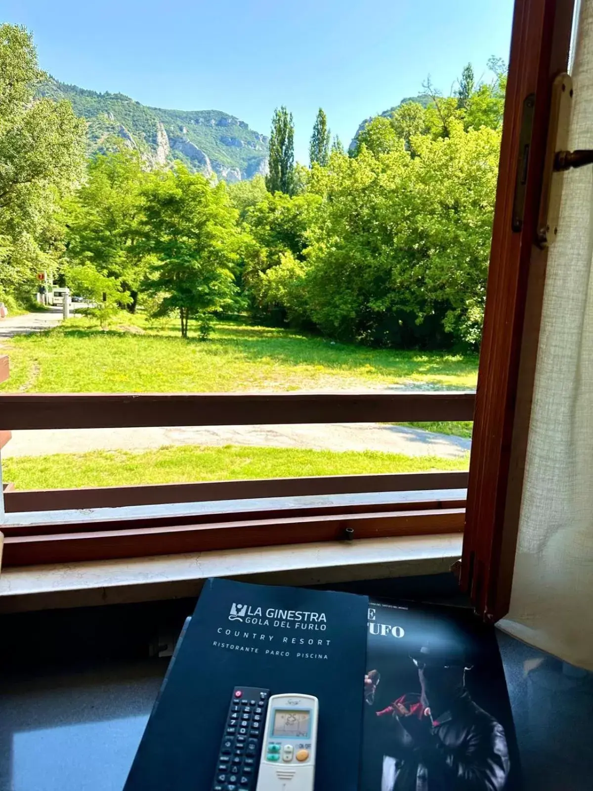 Large Single Room - single occupancy in Hotel La Ginestra Large Single Room - single occupancy in Hotel La Ginestra