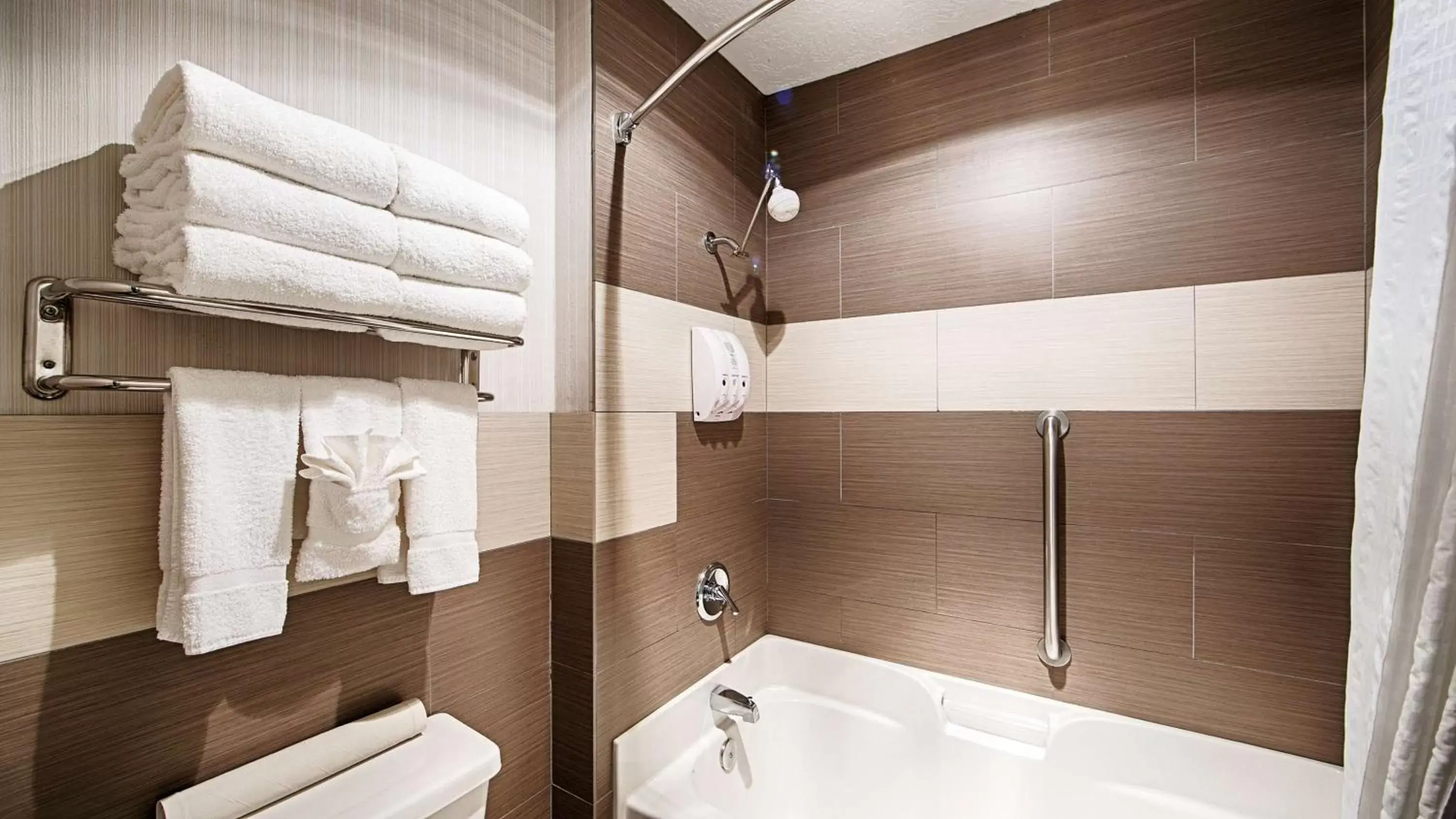 King Suite - Non-Smoking - Not Pet Friendly in Best Western Corvallis King Suite - Non-Smoking - Not Pet Friendly in Best Western Corvallis