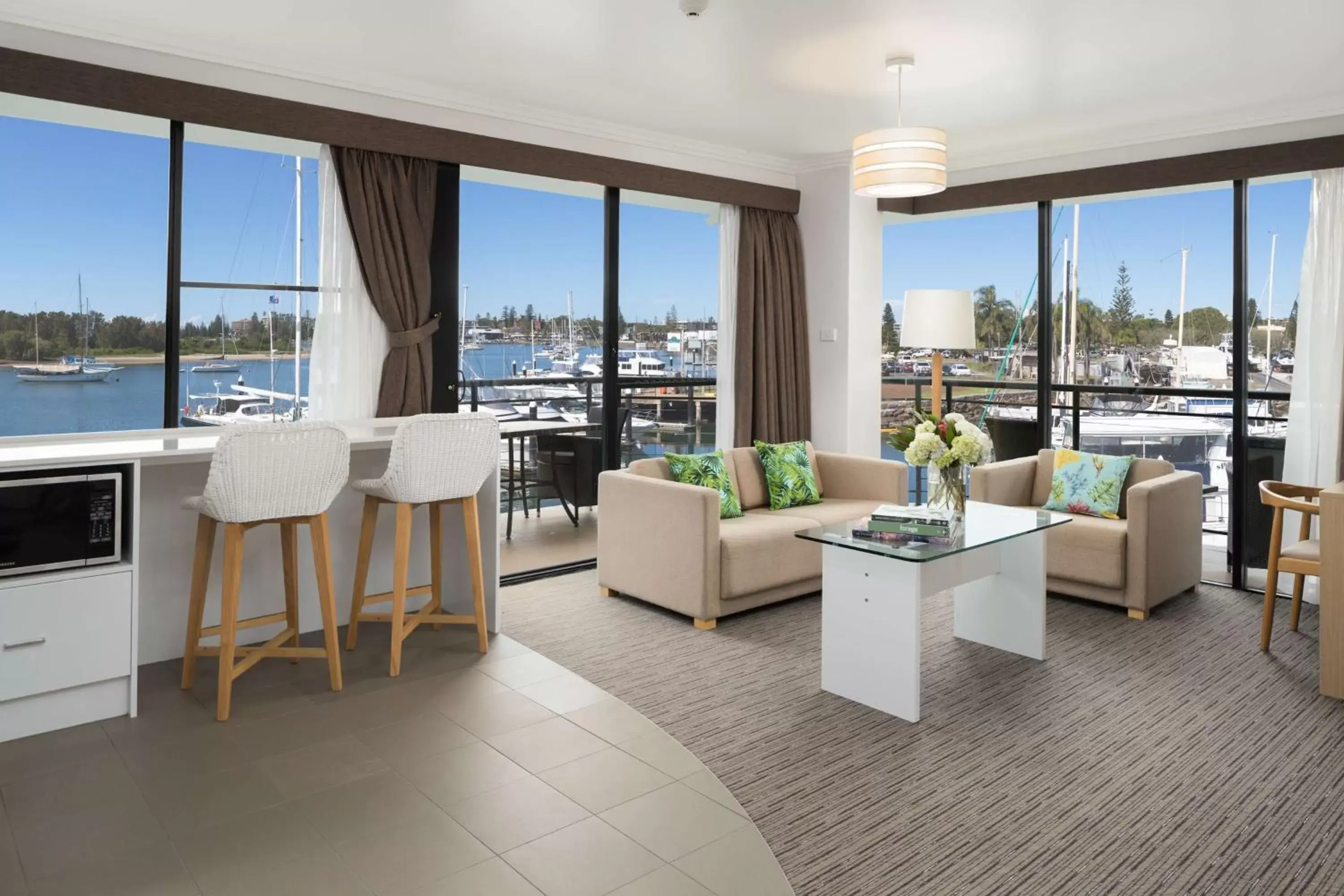 Executive Suite in Sails Port Macquarie by Rydges Executive Suite in Sails Port Macquarie by Rydges