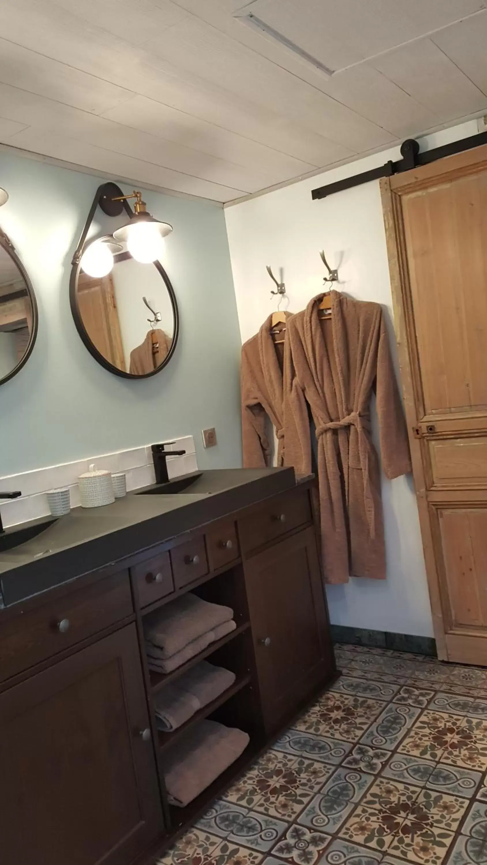 Double or Twin Room in Chambres d'hôtes du chemin de la maison blanche Double or Twin Room in Chambres d'hôtes du chemin de la maison blanche