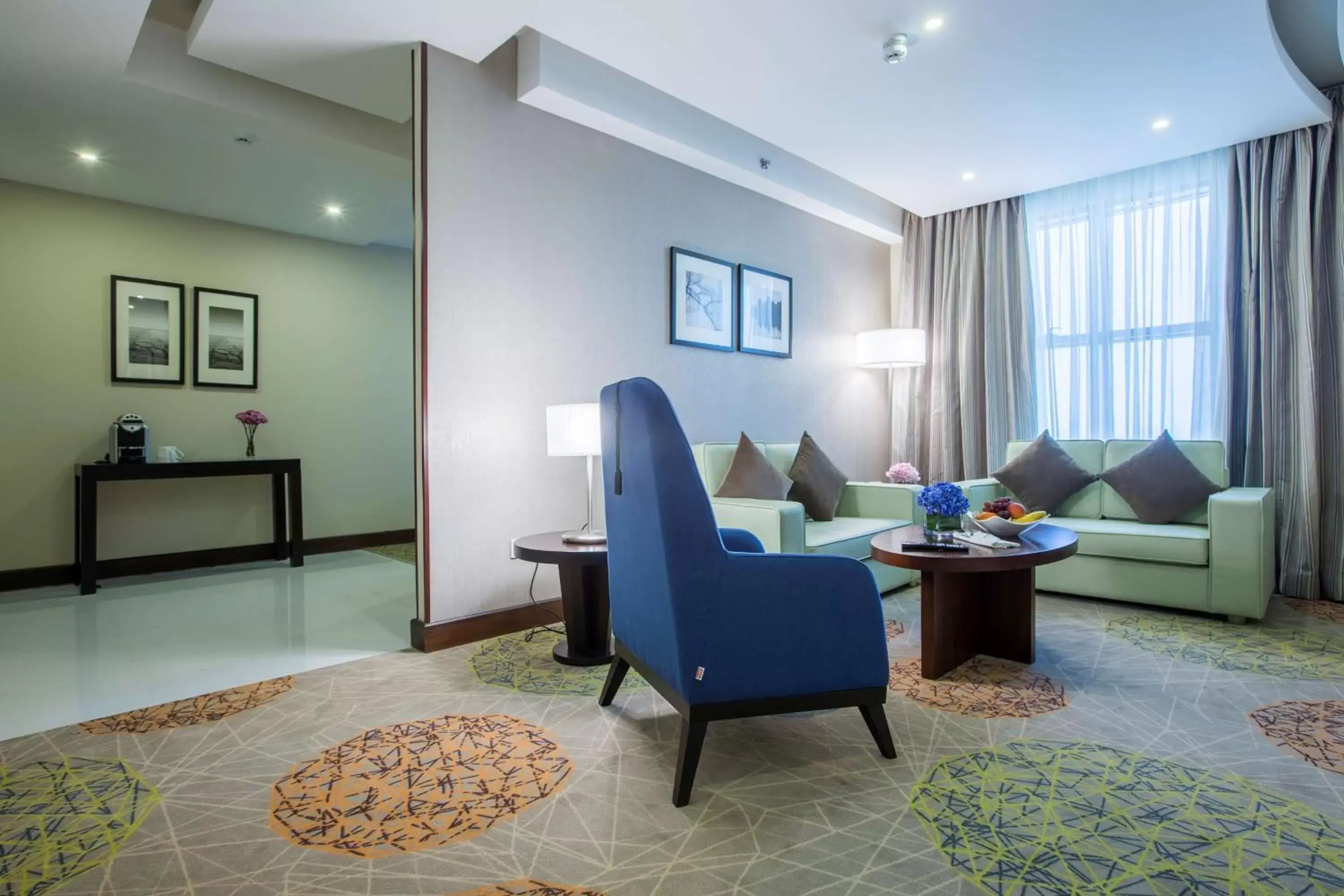 Two-Bedroom Suite in Radisson Blu Plaza Jeddah Two-Bedroom Suite in Radisson Blu Plaza Jeddah