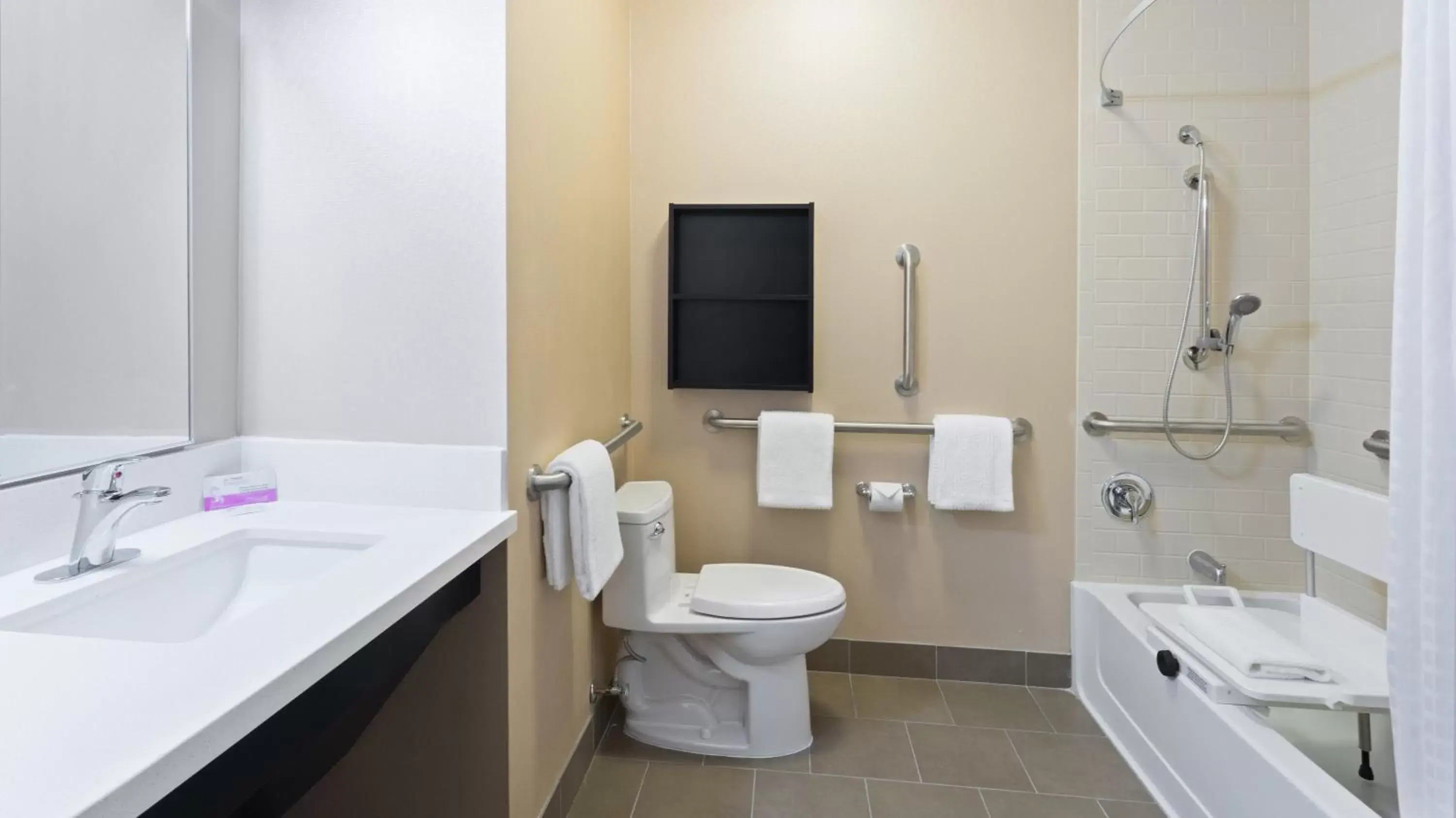 Queen Studio Suite with Bath Tub - Mobility Accessible - Non-Smoking in Candlewood Suites Grove City - Outlet Center by IHG Queen Studio Suite with Bath Tub - Mobility Accessible - Non-Smoking in Candlewood Suites Grove City - Outlet Center by IHG