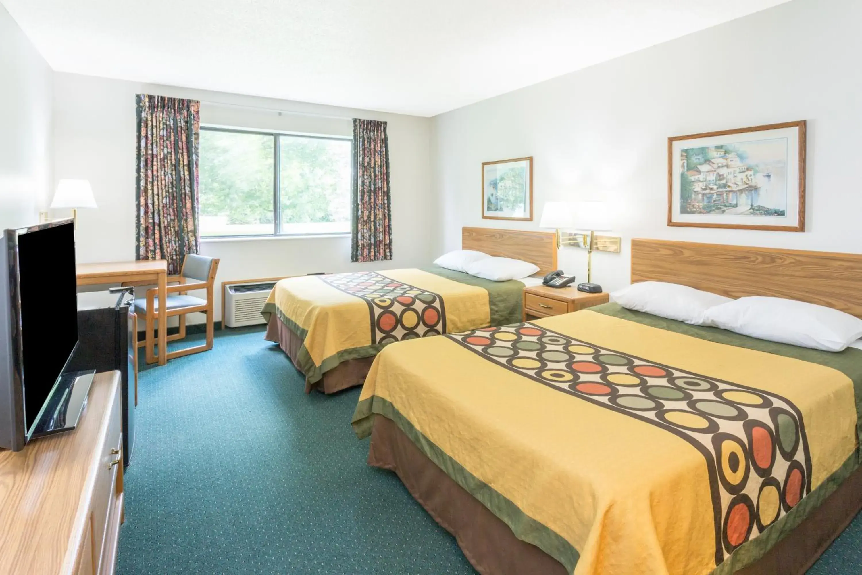 Double Room with Two Double Beds - Non-Smoking in Super 8 by Wyndham Dewitt Double Room with Two Double Beds - Non-Smoking in Super 8 by Wyndham Dewitt
