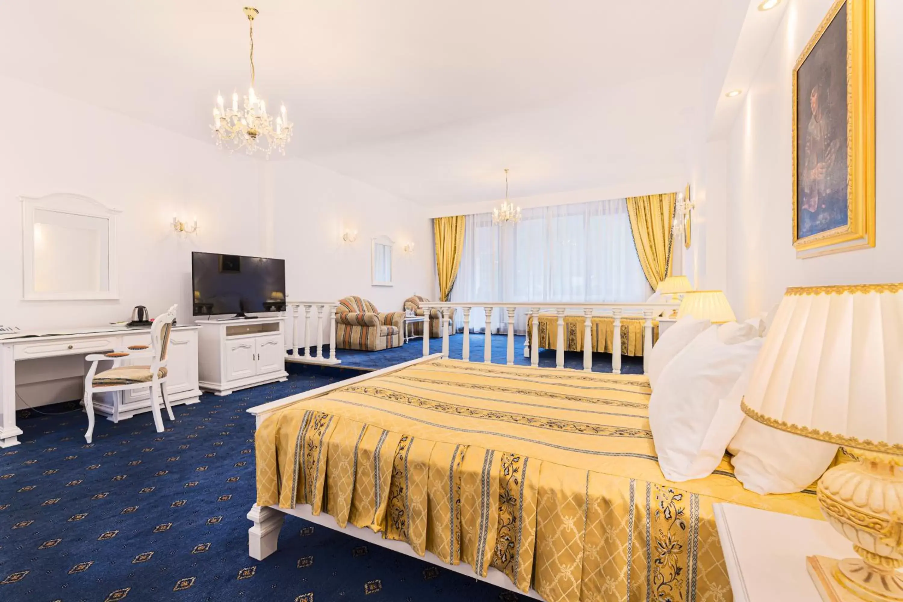 Executive Double Room with Two King Beds and Balcony - single occupancy in Aurelius Imparatul Romanilor Hotel & SPA Executive Double Room with Two King Beds and Balcony - single occupancy in Aurelius Imparatul Romanilor Hotel & SPA