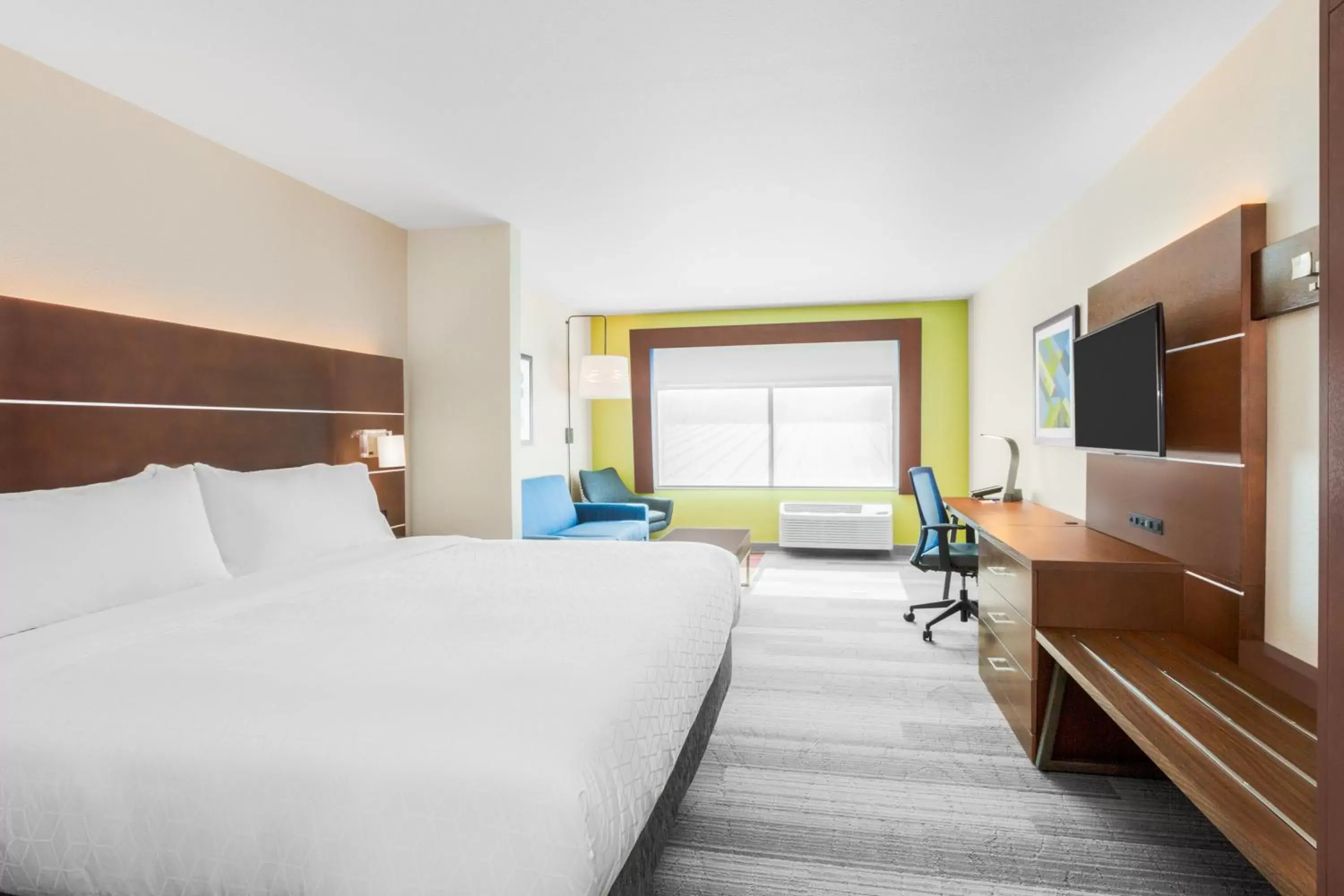King Suite in Holiday Inn Express & Suites - Union Gap - Yakima Area by IHG King Suite in Holiday Inn Express & Suites - Union Gap - Yakima Area by IHG