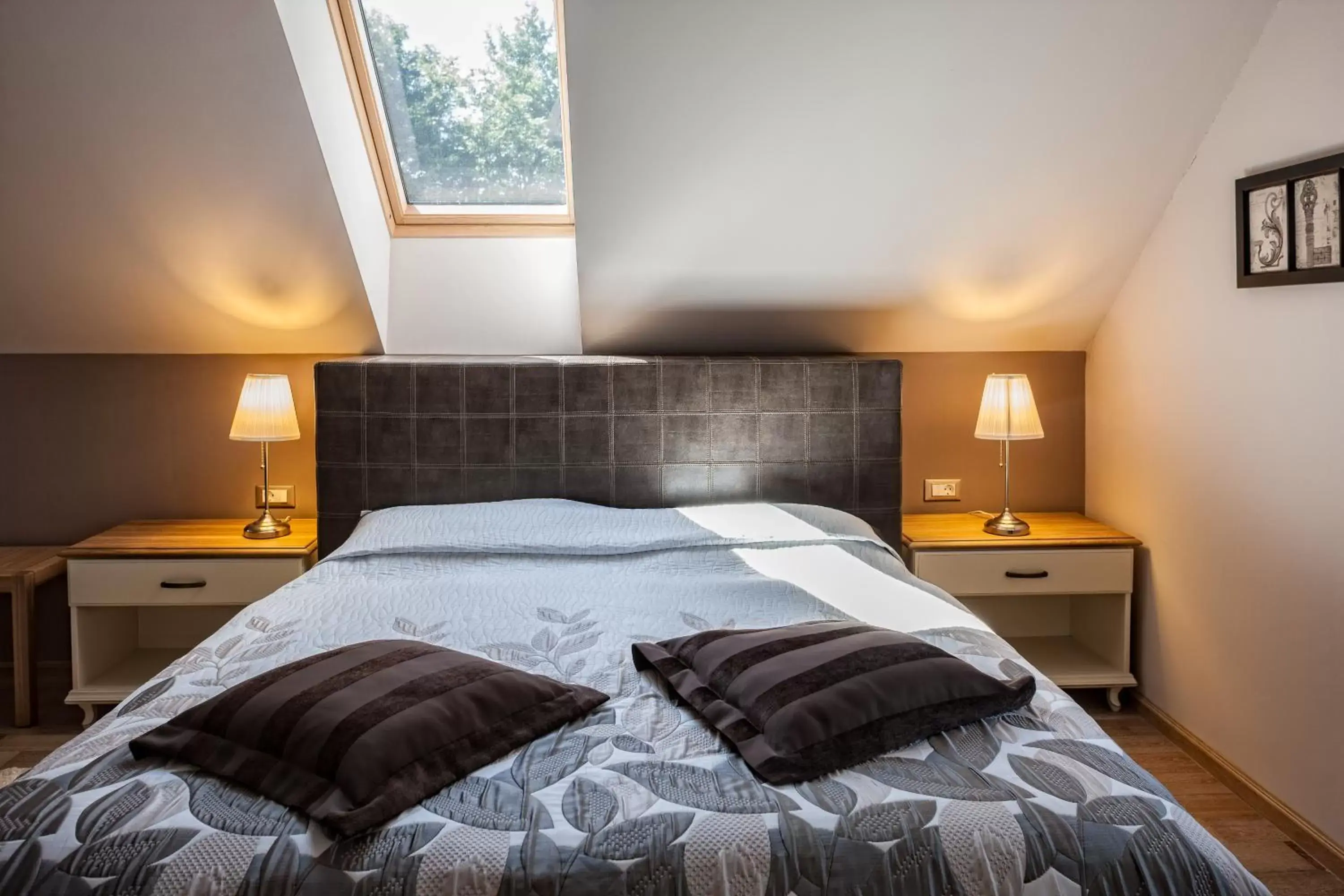 Standard Double or Twin Room - single occupancy in B&B Dvor Tacen Standard Double or Twin Room - single occupancy in B&B Dvor Tacen