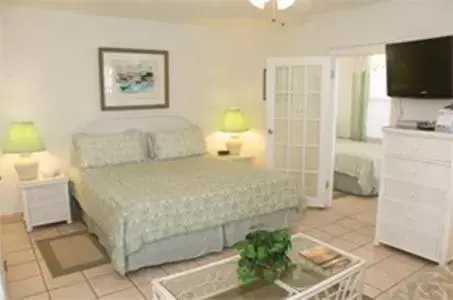 King Suite in Queens Gate Resort King Suite in Queens Gate Resort