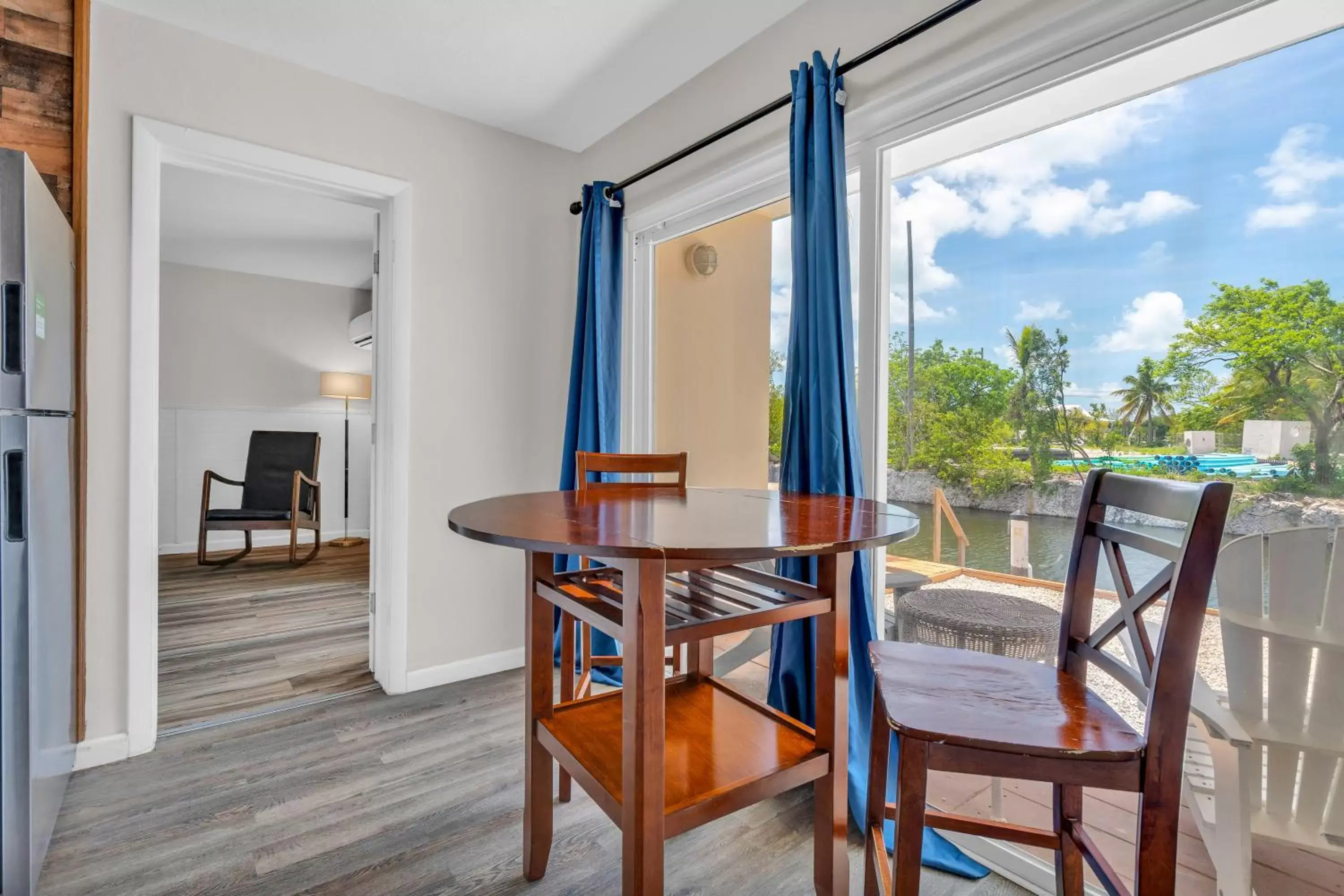 Queen Room with Canal View and Kitchen in Coconut Cay Resort Queen Room with Canal View and Kitchen in Coconut Cay Resort