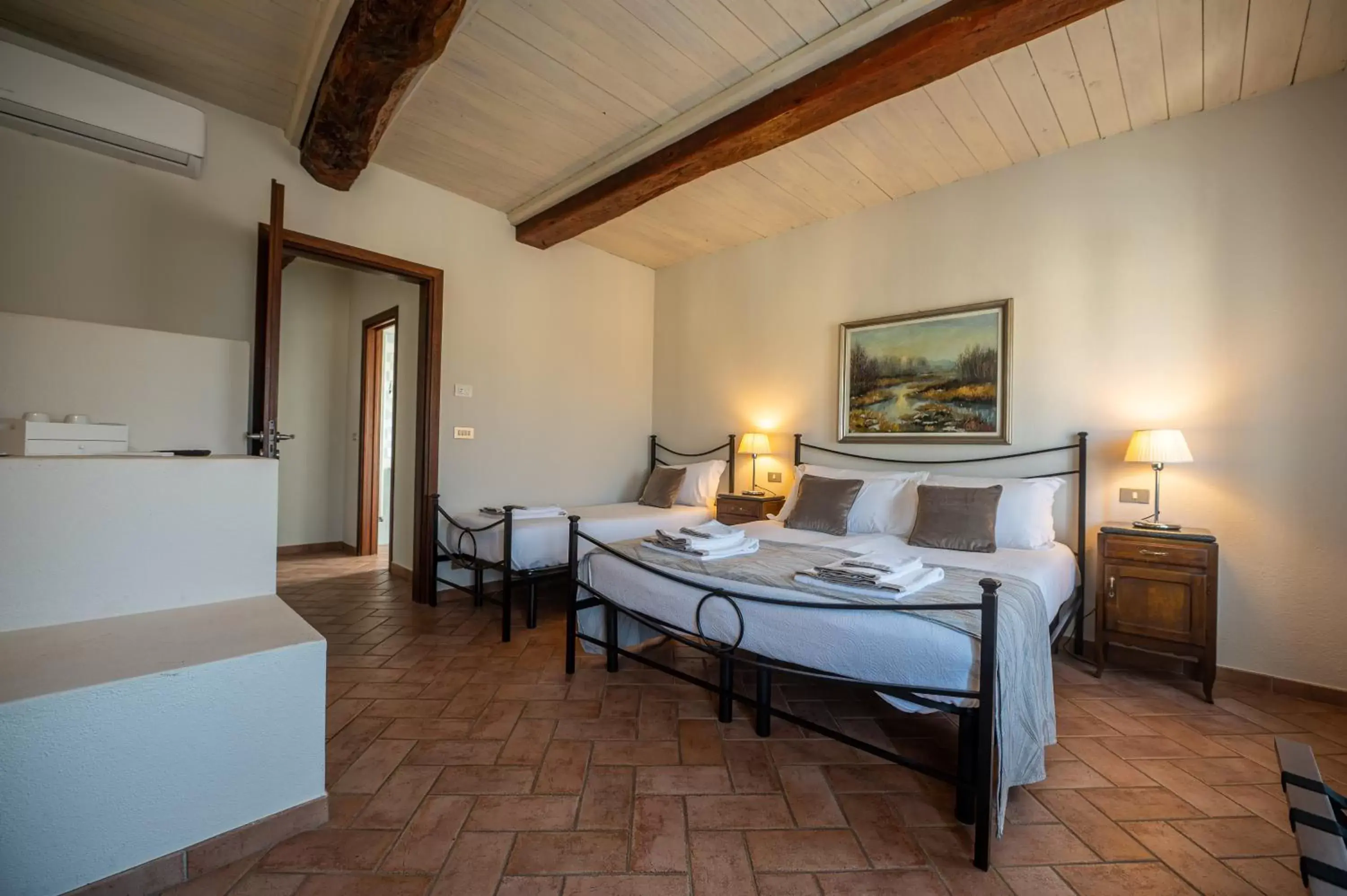 Standard Triple Room in CONVINO Standard Triple Room in CONVINO