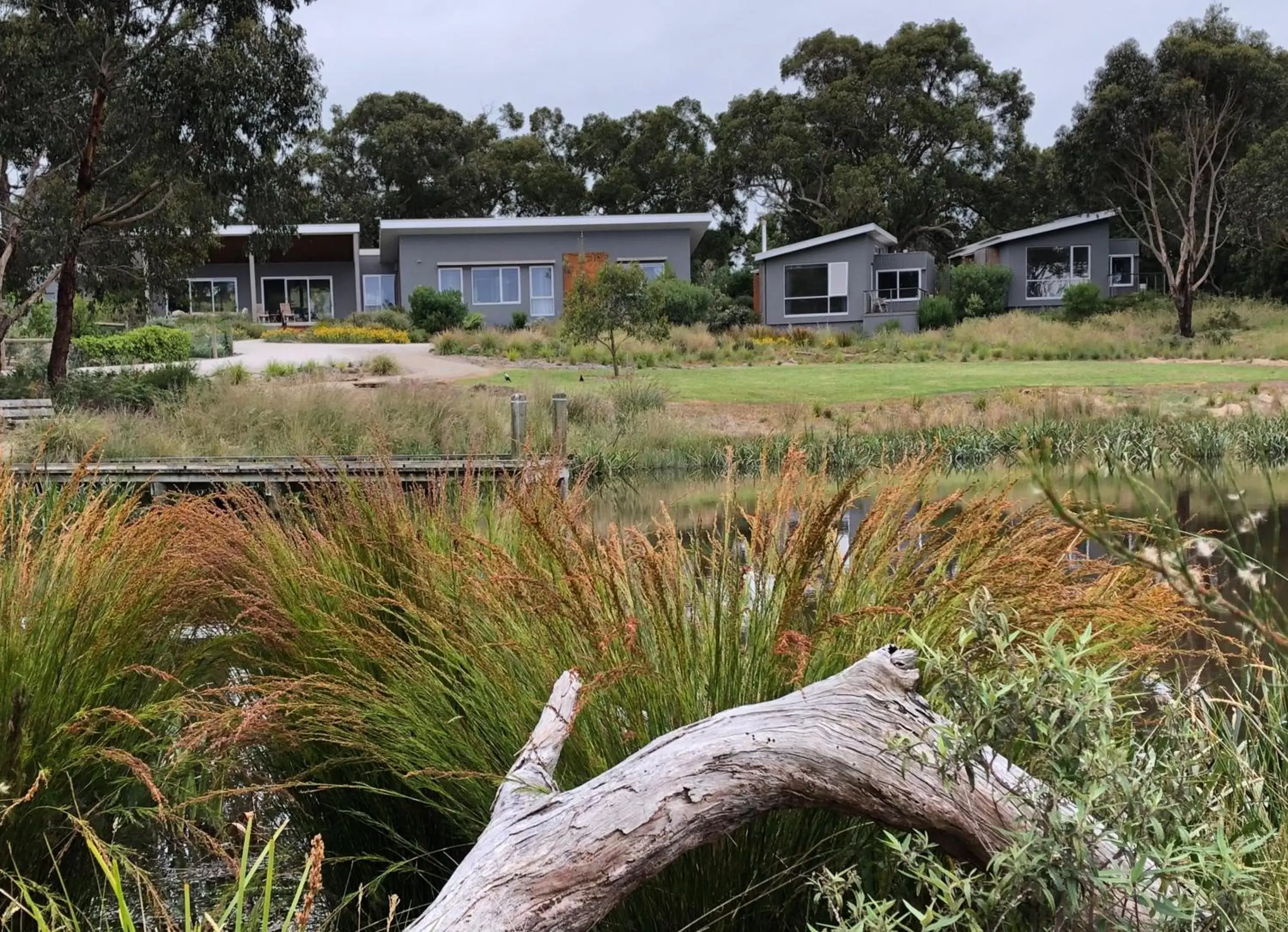 Messmates Luxury Eco Suites Messmates Luxury Eco Suites