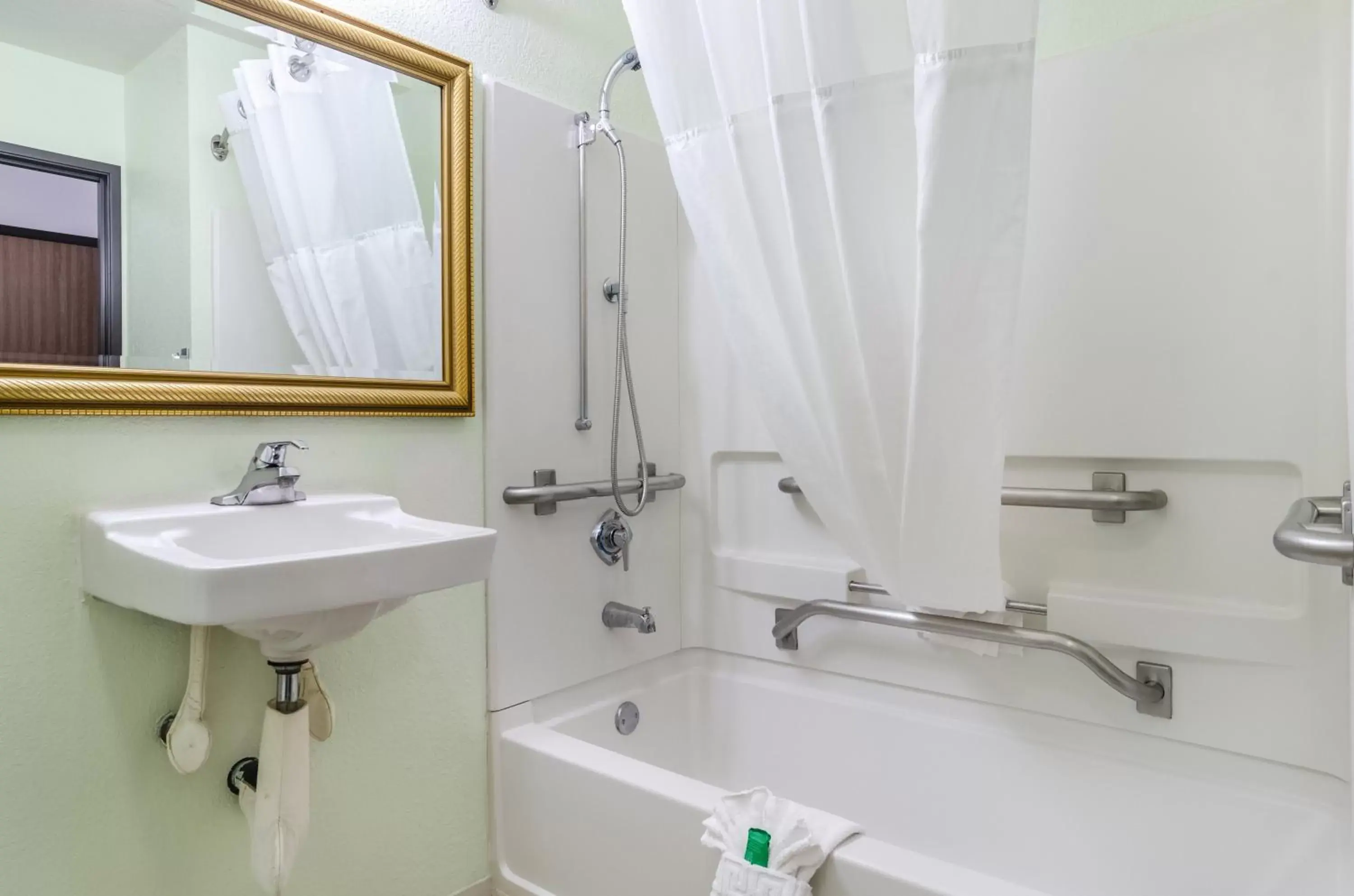 King Suite in Cheyenne Guest Inn King Suite in Cheyenne Guest Inn