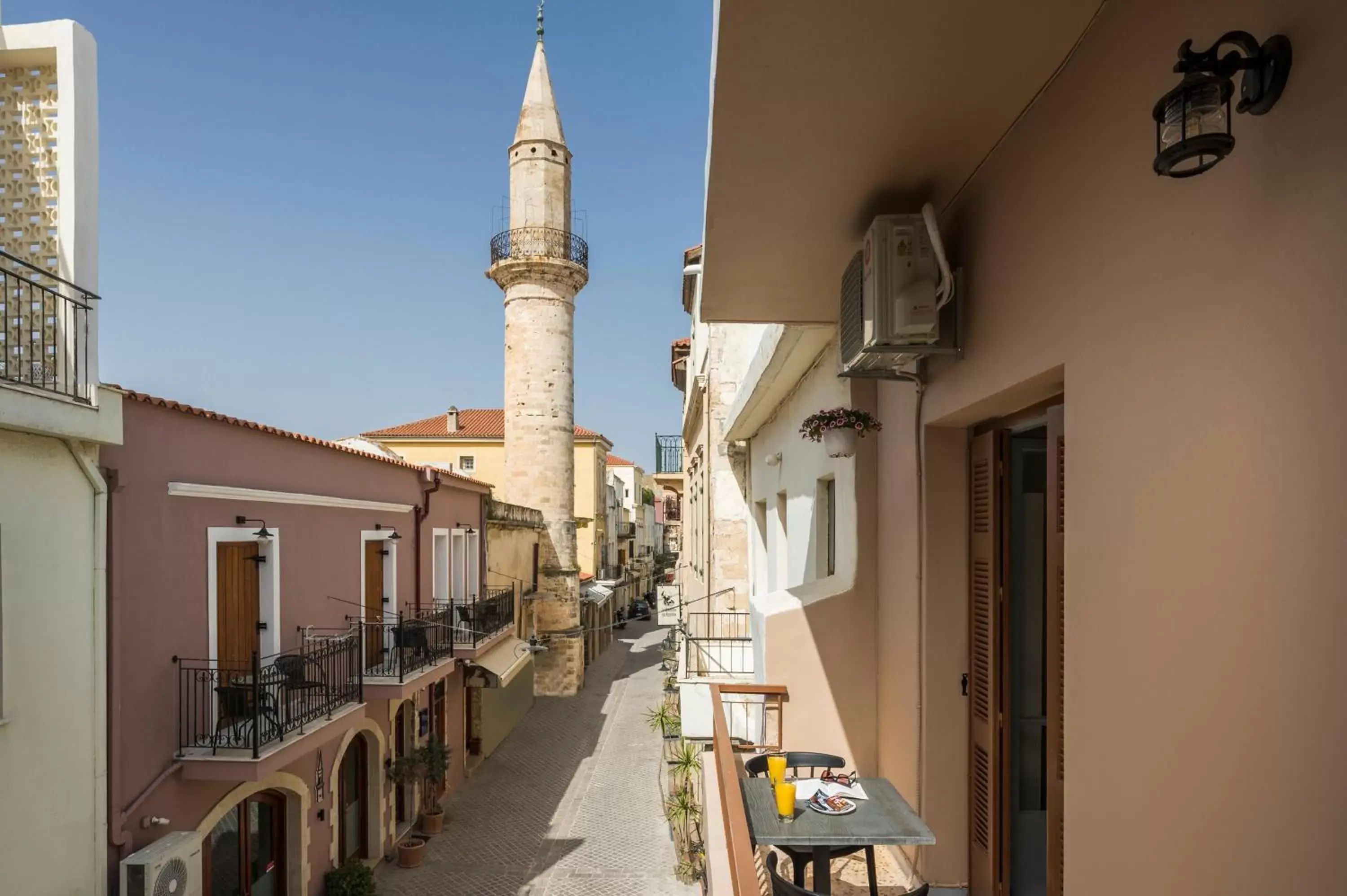 Two-Bedroom Apartment with Old Town View in Centro Storico Two-Bedroom Apartment with Old Town View in Centro Storico